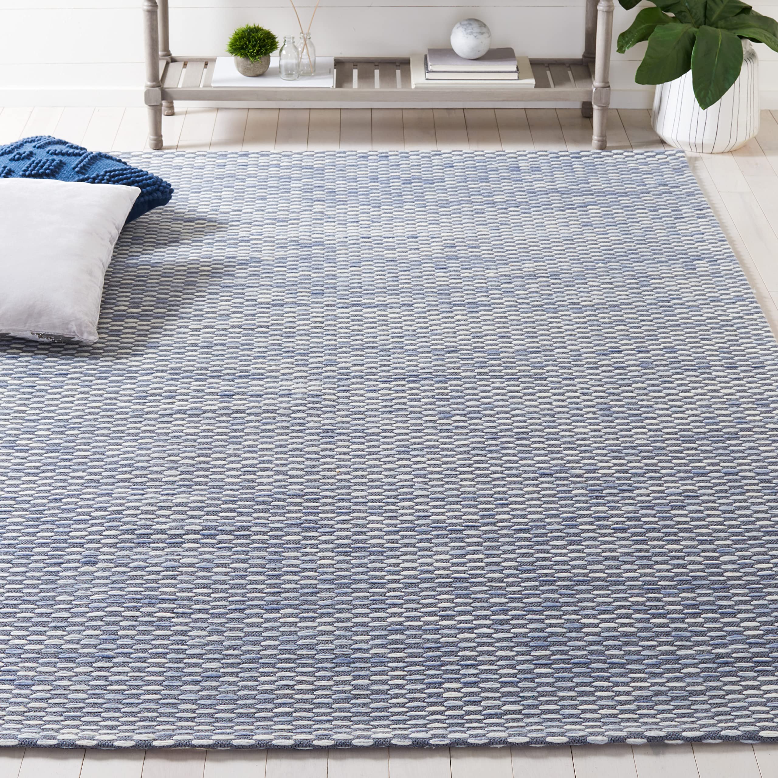 SAFAVIEH Marbella Collection 6' Square Grey/Beige MRB904F Flatweave Wool Area Rug for Living Room, Dining Room & Bedroom - Soft & Durable Floor Covering for Home Decor