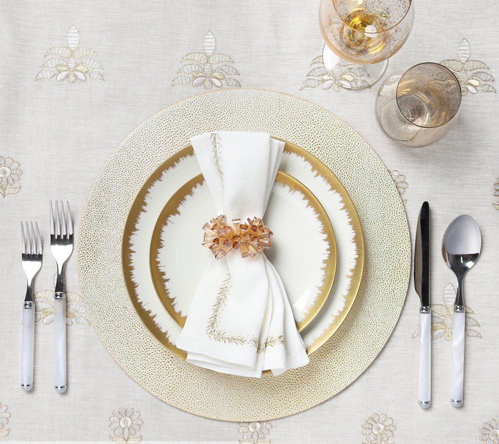 Premium Stone-Look Pebble Placemats Set of 4 - Non-Slip Waterproof Table Mats for Dining, Kitchen, and Outdoor Use - Elegant Home Decor for Parties & Daily Meals