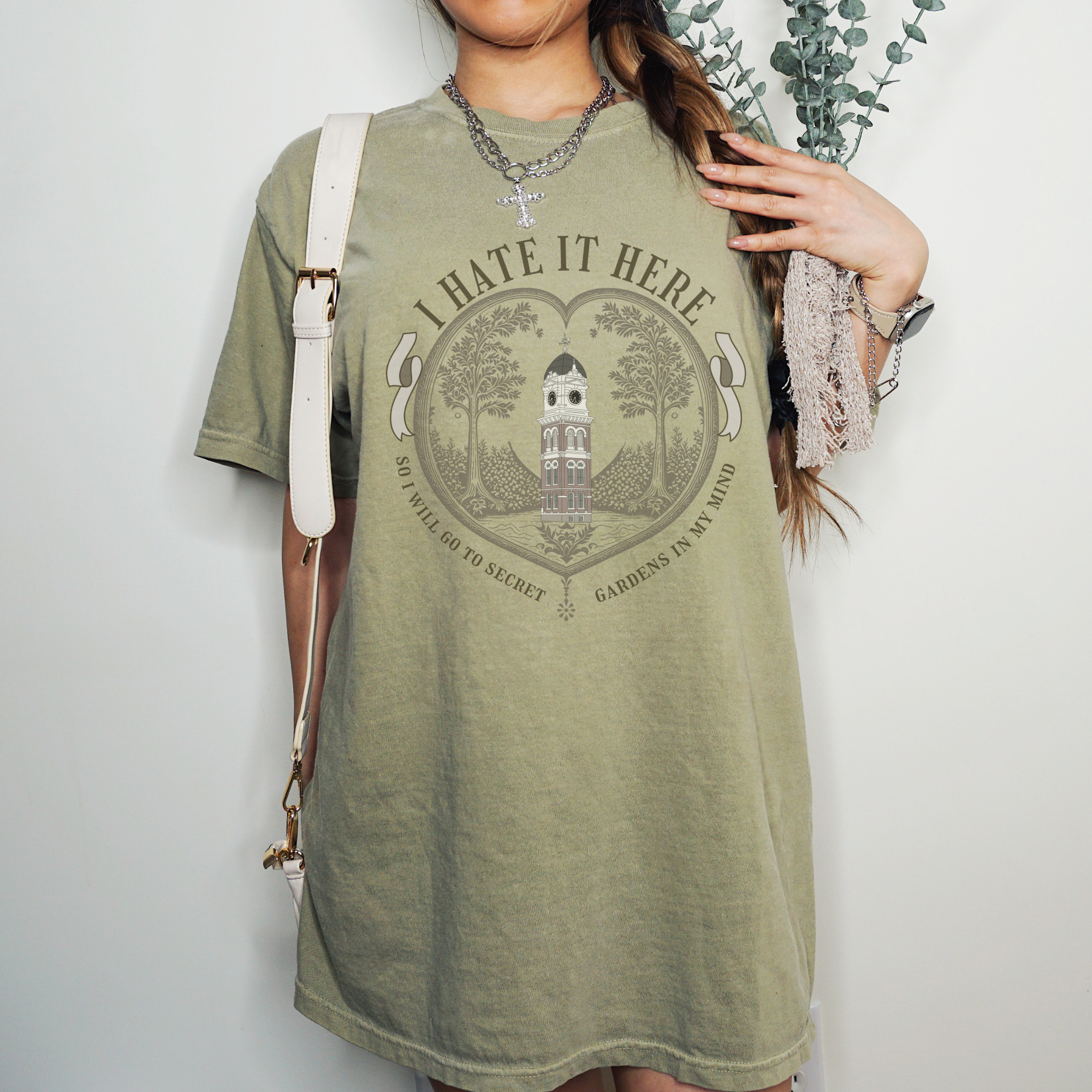Funny I Hate It Here T-Shirt - Sarcastic Graphic Tee for Men & Women - Perfect for Casual Wear, Work From Home, and Relaxing Outfits