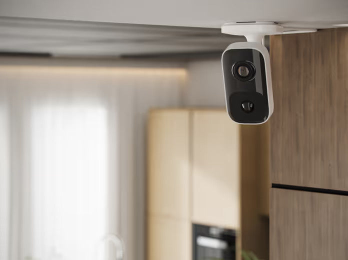 IndoorCam - Wi-Fi Security Camera with PIR Motion Detector & Built-in AI Technology for Home Monitoring, Baby/Pet Watching & Office Surveillance