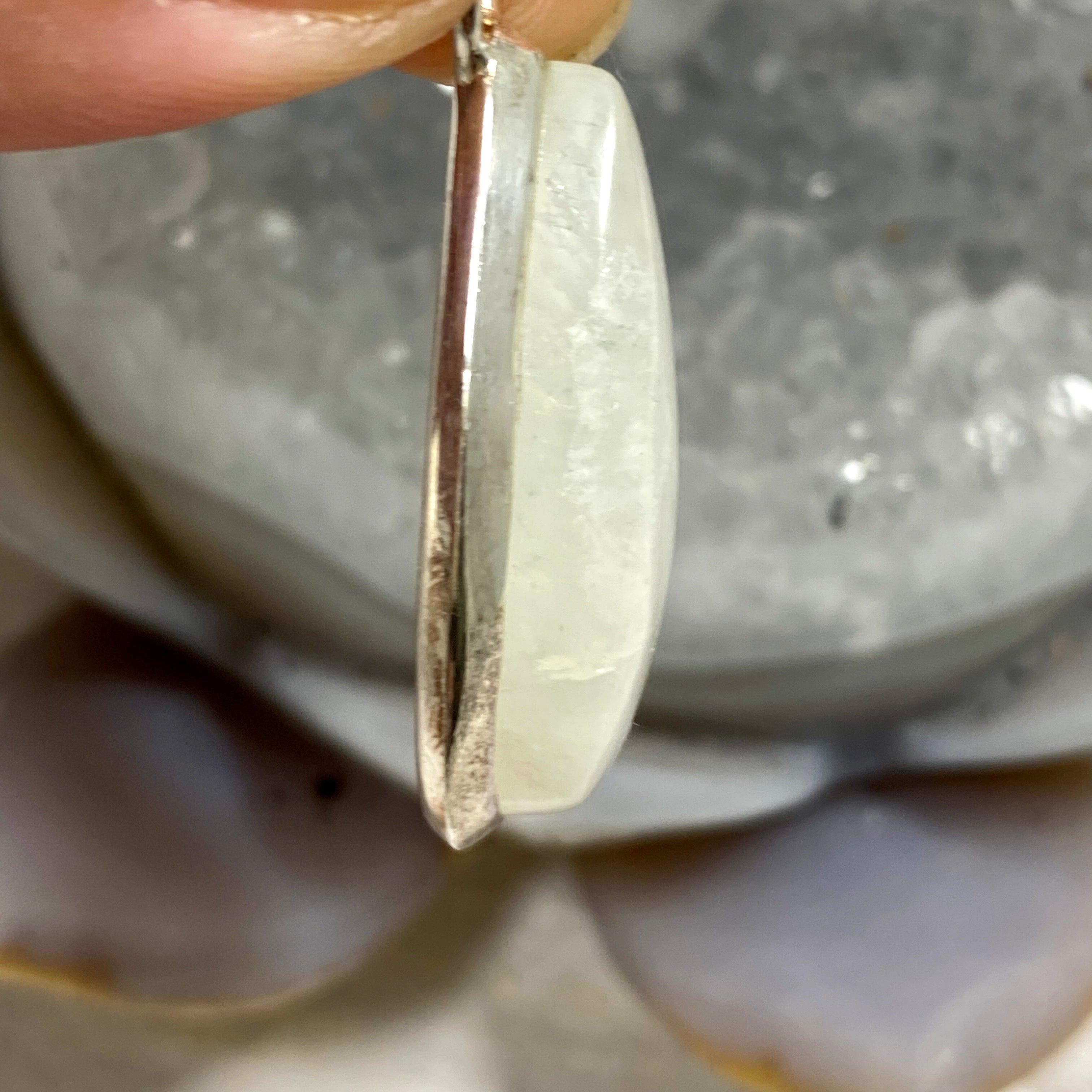 Moonstone Teardrop Pendant Necklace KPGJ2896 - Elegant Gemstone Jewelry for Women, Perfect for Weddings, Parties & Everyday Wear