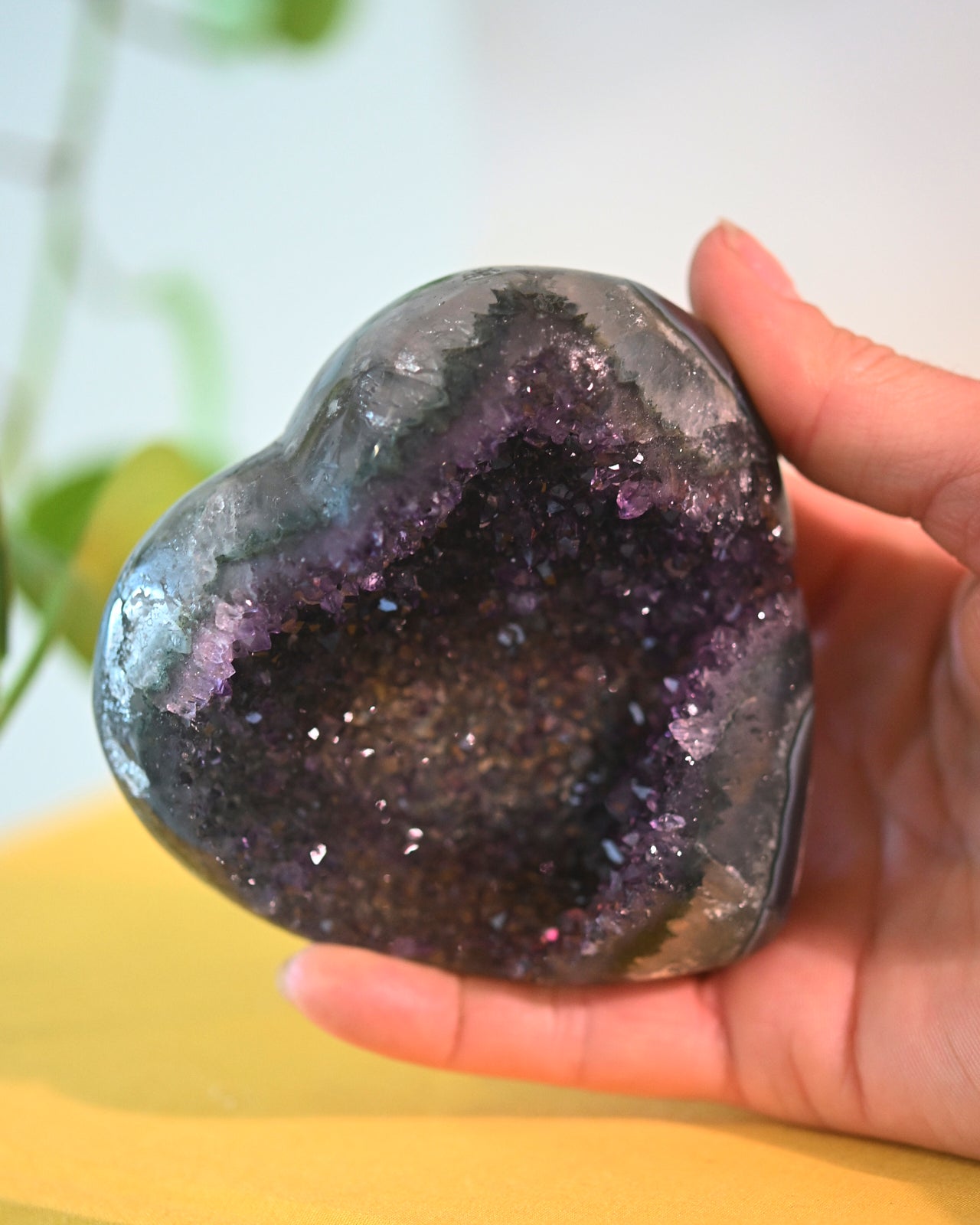 Amethyst Druzy Heart Pendant Necklace - Natural Stone Jewelry for Women, Healing Crystal Gift for Her, Valentine's Day & Anniversary Present - Perfect for Spiritual Healing & Energy Balancing