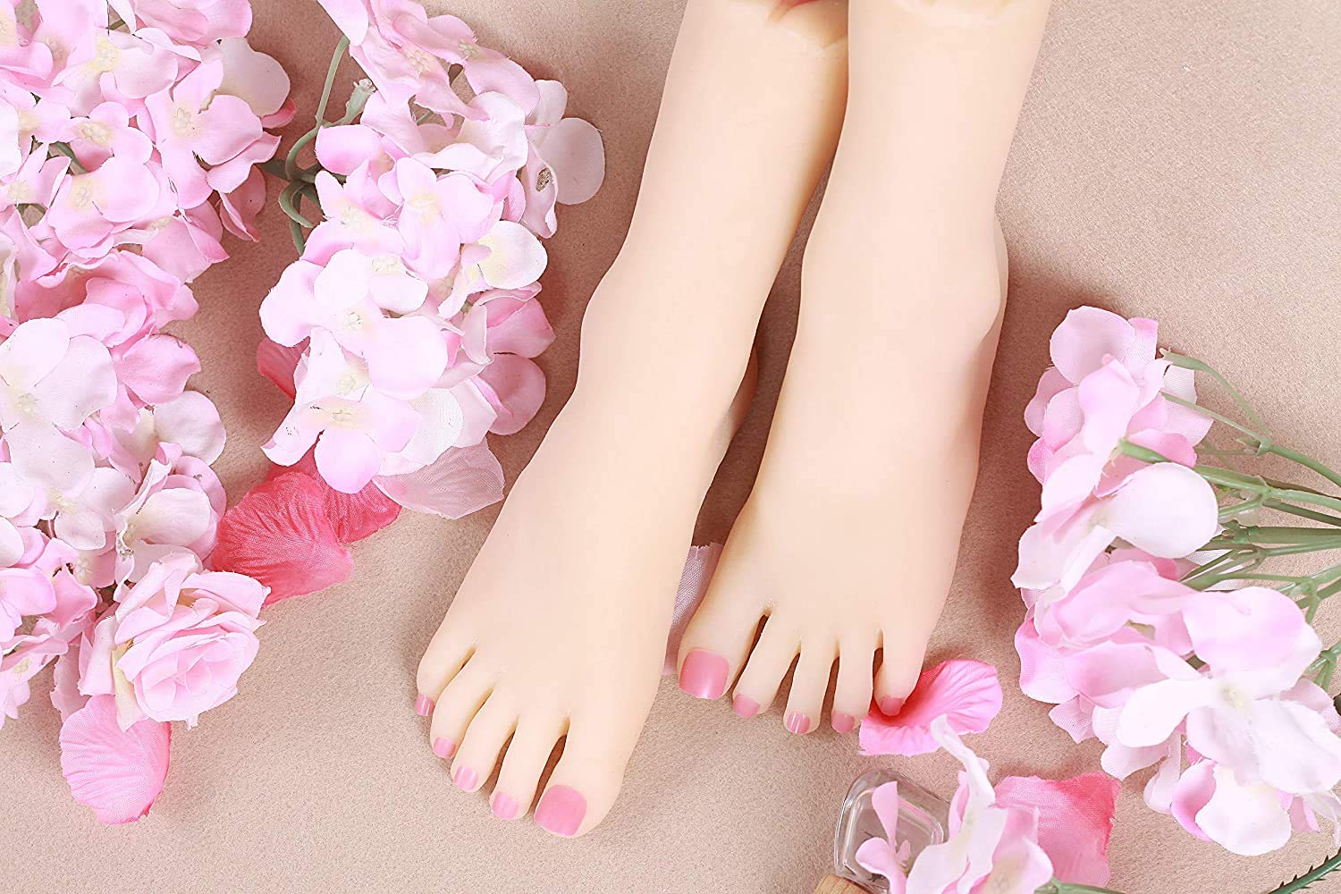 **Lifesize Silicone Female Mannequin Feet - 1 Pair Realistic Art Sketch Foot Display for Jewelry, Sandals, Shoes & Socks - Perfect for Retail Stores, Photography & DIY Crafts**