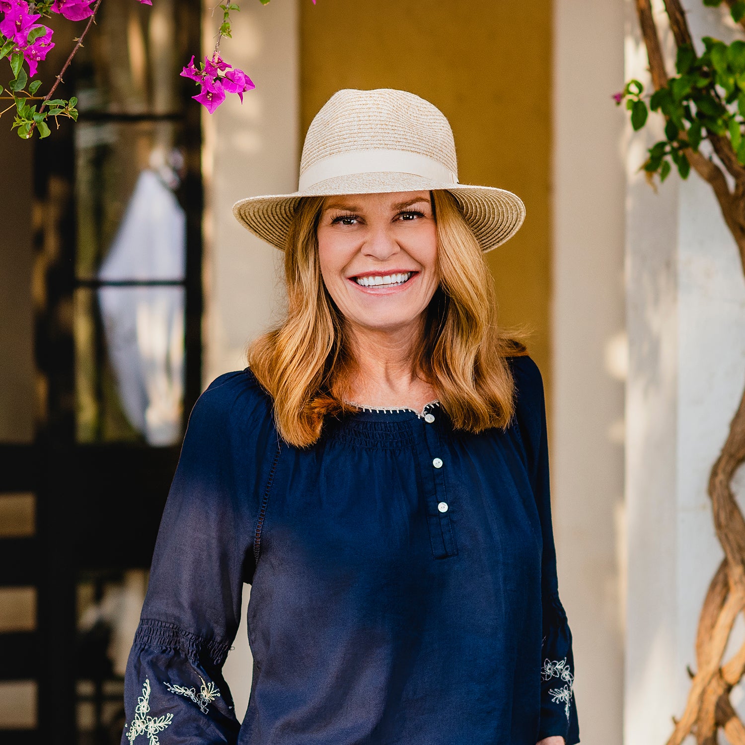 Caroline - Stylish and Comfortable Women's Fashion Apparel for Casual Wear, Work, and Special Occasions