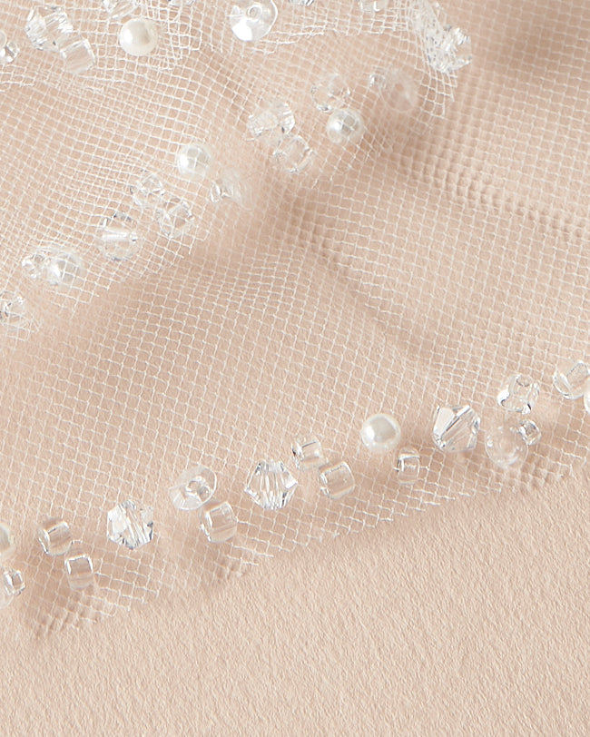 Mariah Pearl & Crystal Veil Bridal Headpiece - Elegant Wedding Hair Accessories for Bride, Bridesmaids & Special Occasions | Perfect for Weddings, Prom, Quinceañera & Formal Events