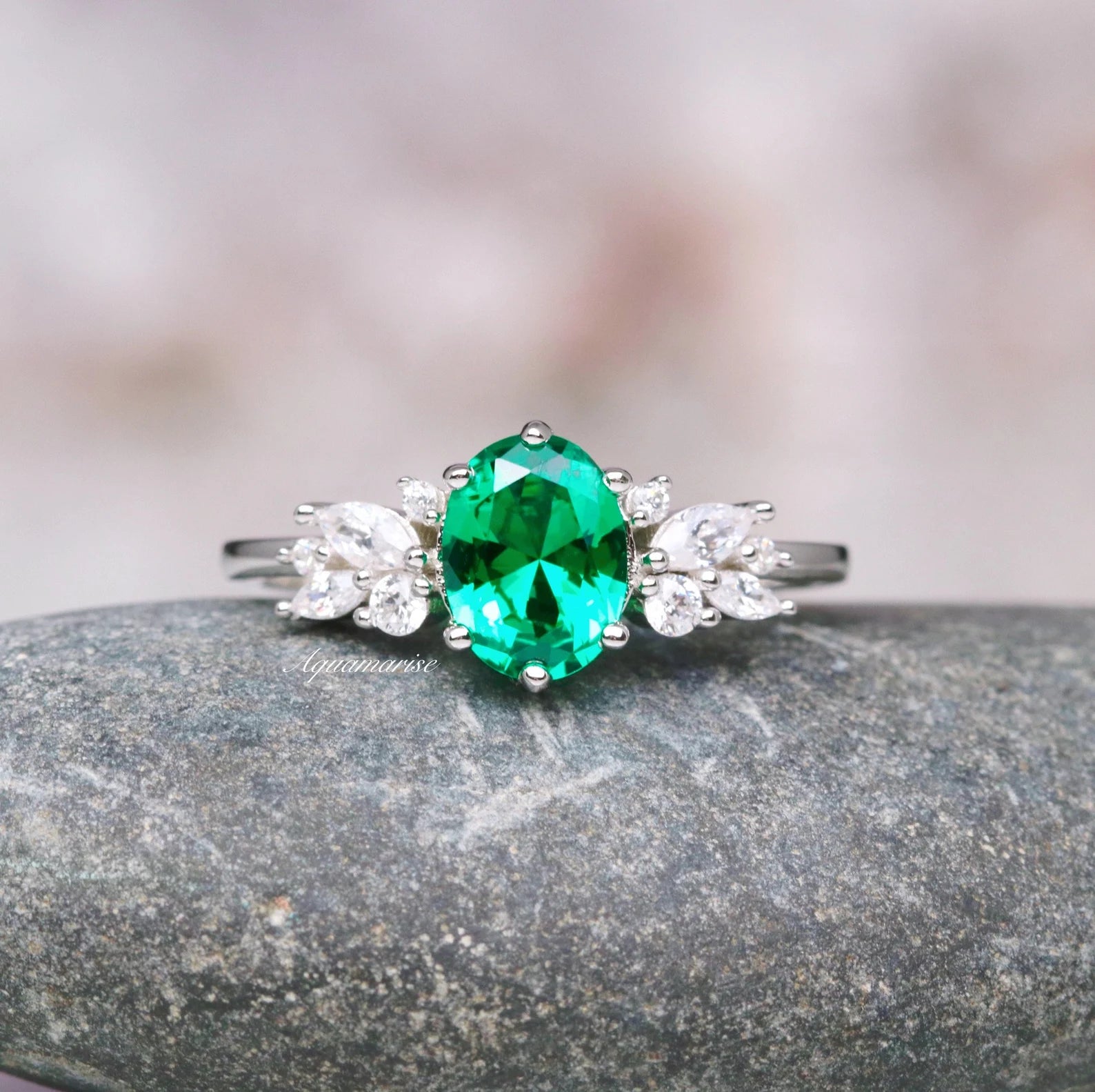 Emerald Leaf Couples Ring - Matching Wedding Bands for Him & Her - Sterling Silver Nature-Inspired Jewelry - Perfect for Anniversaries, Engagements and Romantic Gifts
