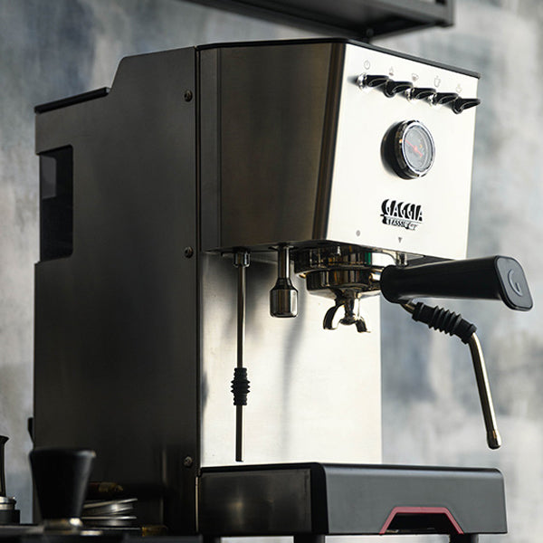 Gaggia Classic GT Espresso Machine - Professional Italian Coffee Maker for Home Baristas | Perfect for Lattes, Cappuccinos & Espresso Drinks