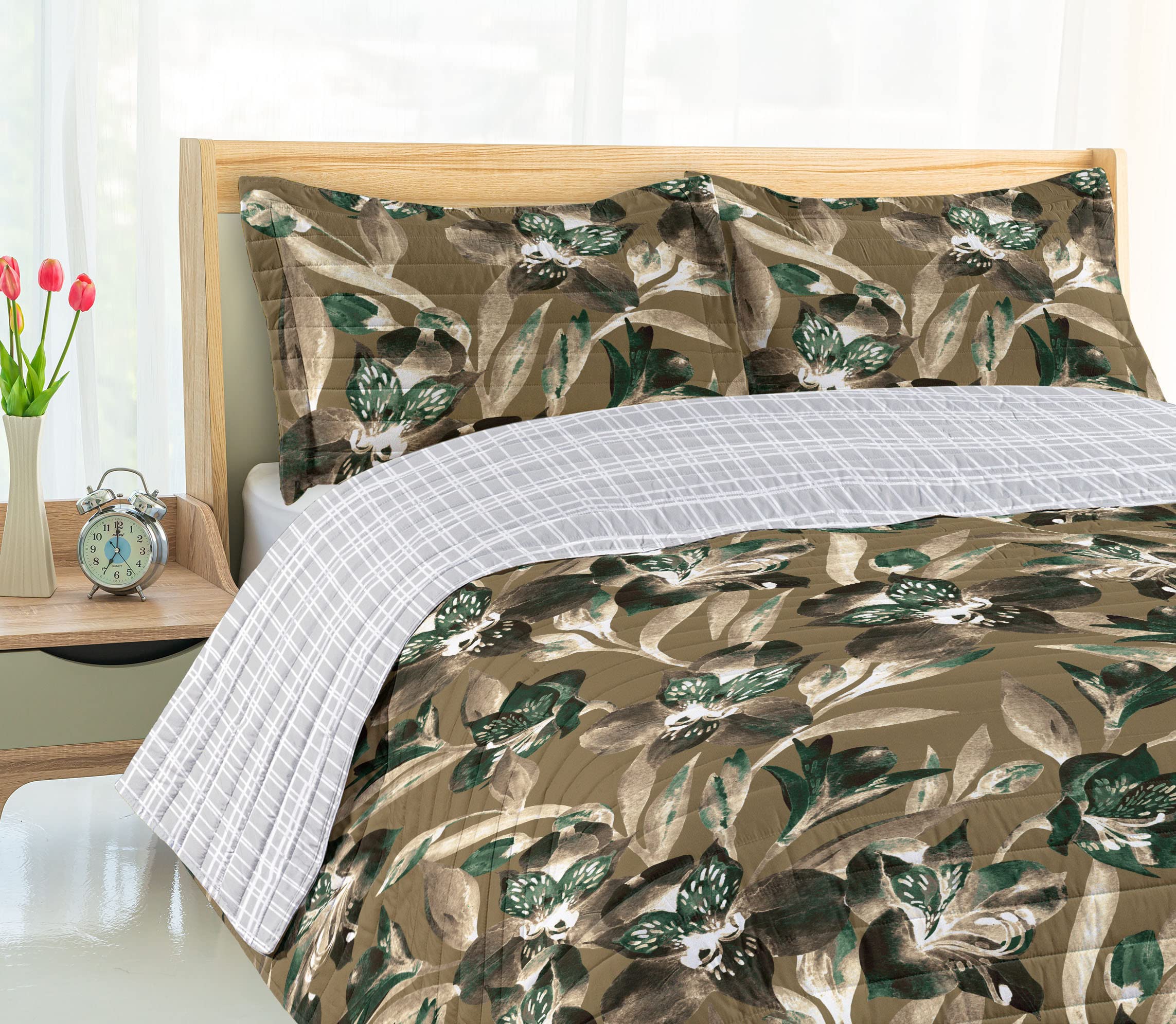 Ambesonne Exotic Reversible Queen Size Bedspread Set - Tropical Jungle Butterfly Design with Pillow Shams & Microfiber Comforter in Sepia White | Spring & Summer Bedroom Decor for Home, Guest Room, or Vacation House