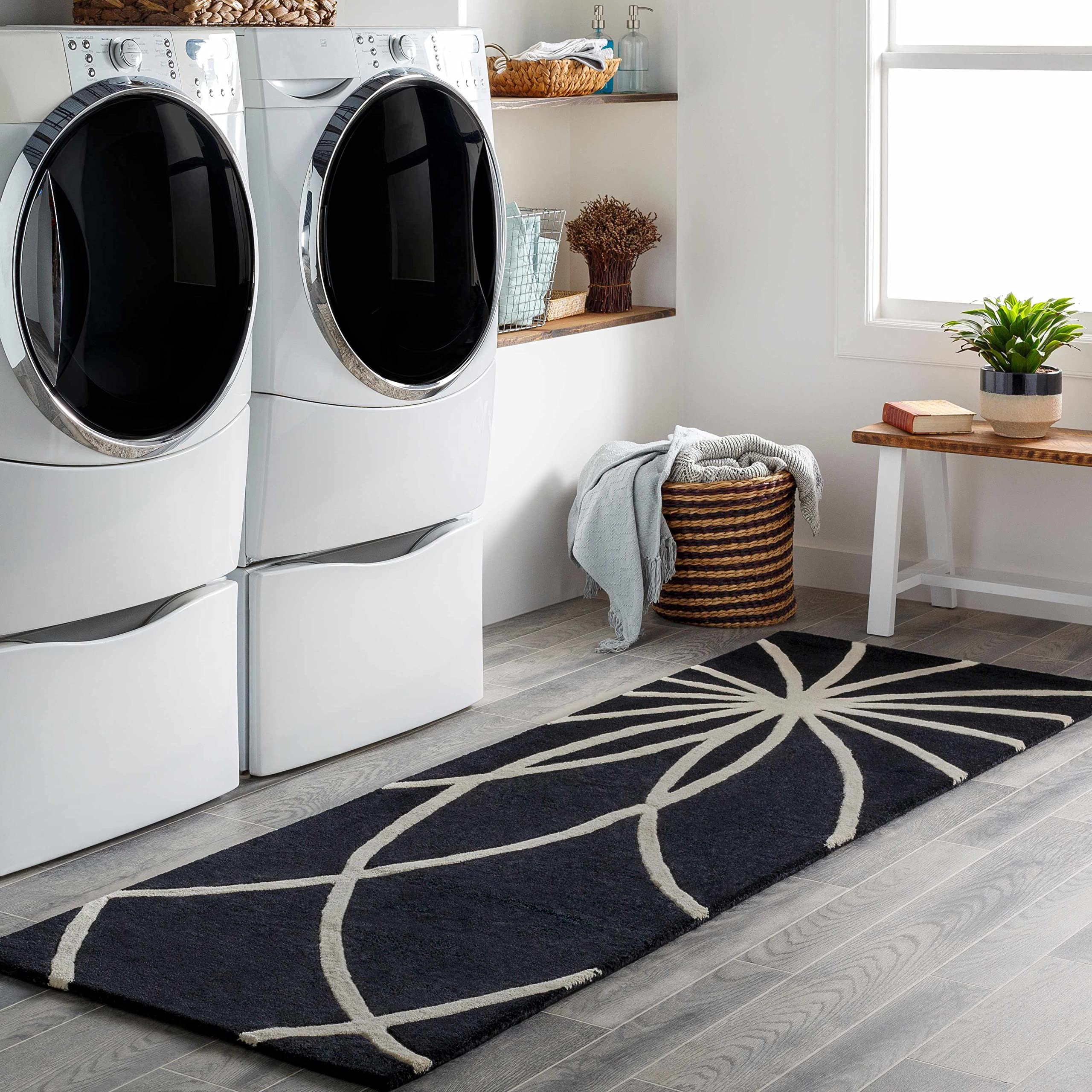 Hauteloom Harlem Wool Area Rug 6' x 9' - Soft Modern Black & Beige Living Room Rug - Non-Slip Bedroom Carpet for Cozy Home Decor | Perfect for Family Rooms, Dorm Spaces & Office Flooring