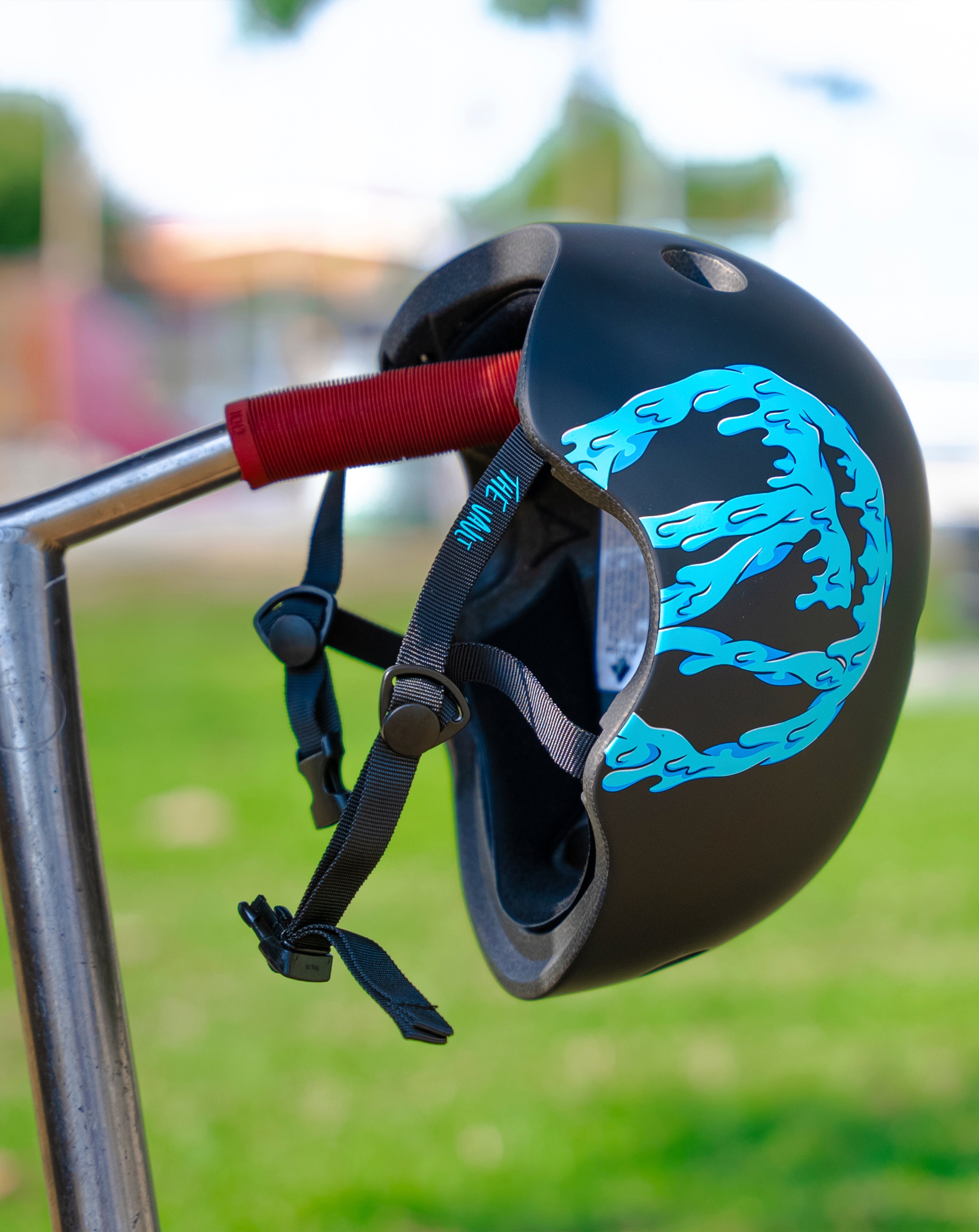 TV Certified Helmet - Safety Certified Bike & Motorcycle Helmet for Adults - Perfect for Cycling, Motorcycling & Extreme Sports