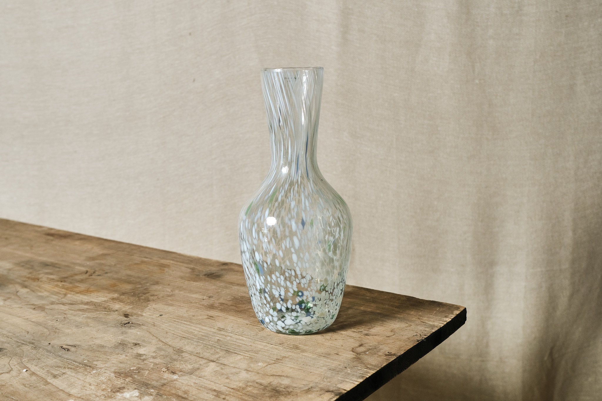 Speckled Glass Carafe with Handle - Elegant Water Pitcher for Home, Kitchen, and Dining - Perfect for Iced Tea, Lemonade, and Beverage Serving