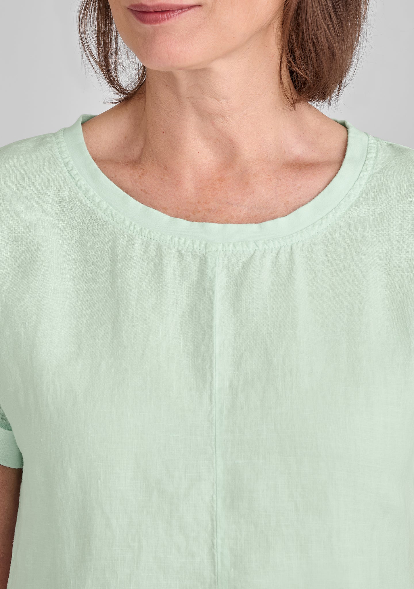 Linen T-Shirt for Women - Breathable & Comfortable Summer Tee Top - Casual Loose Fit Shirt for Everyday Wear, Beach, and Travel