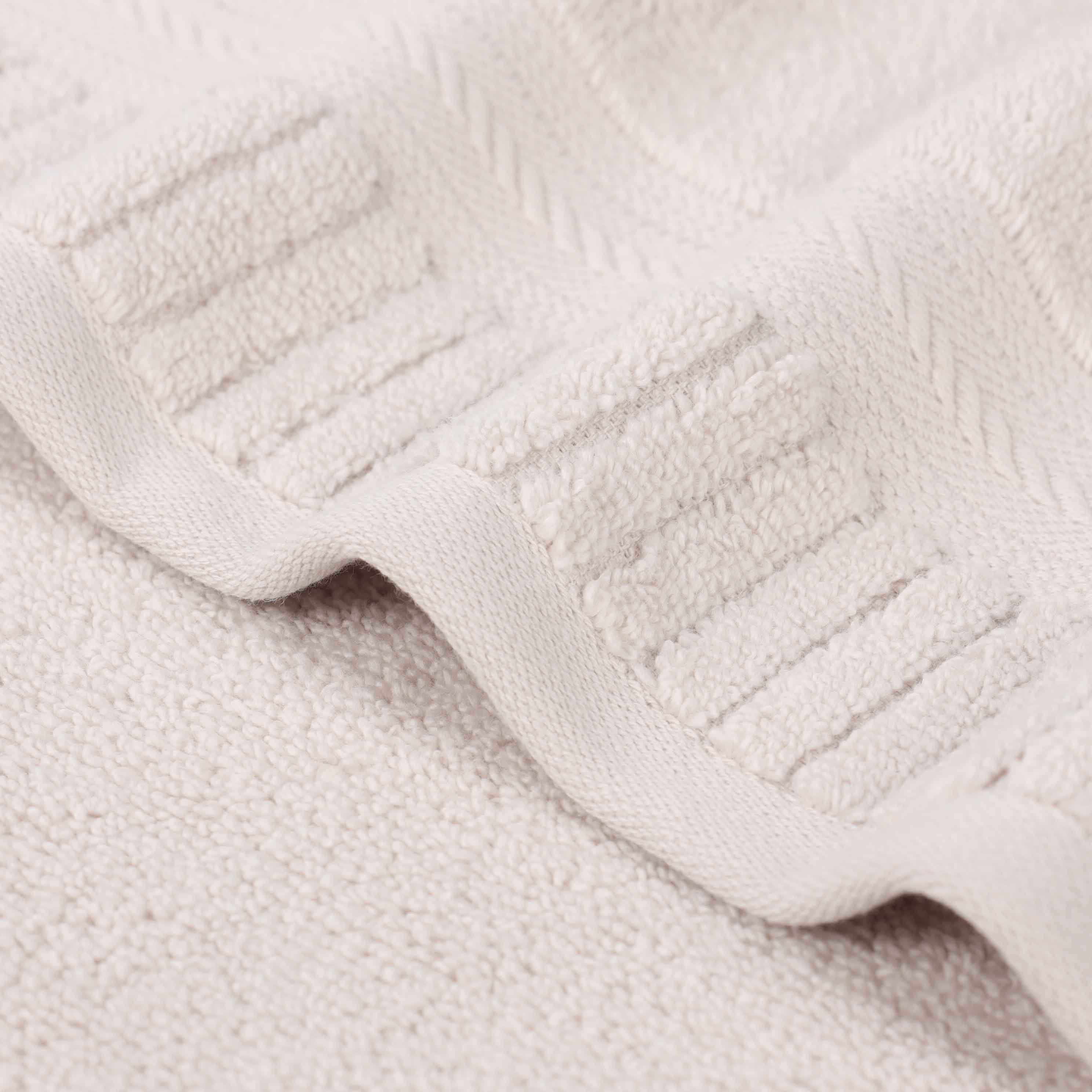 Premium Venice Zero Twist Cotton Bath Towels - Medium Weight, Highly Absorbent, Set of 2 - Soft & Luxurious for Spa, Bathroom & Beach Use