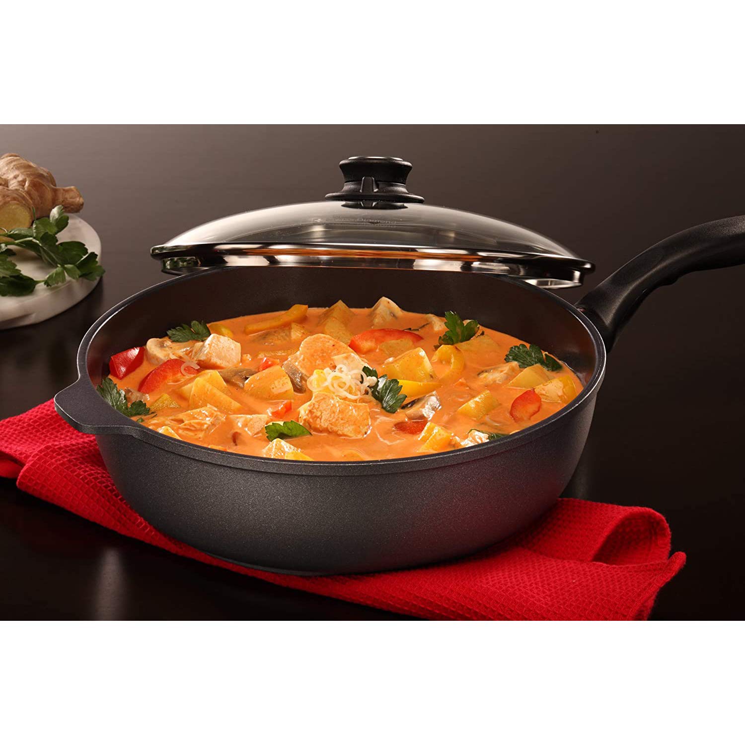 Premium Swiss Diamond Nonstick Saute Pan with Lid - 11 Inch 4.3QT Diamond Coated Aluminum Deep Fry Pan - Stainless Steel Handle - Oven & Dishwasher Safe to 500°F - Perfect for Searing, Stir-Frying & Sauteing Vegetables, Meats & More
