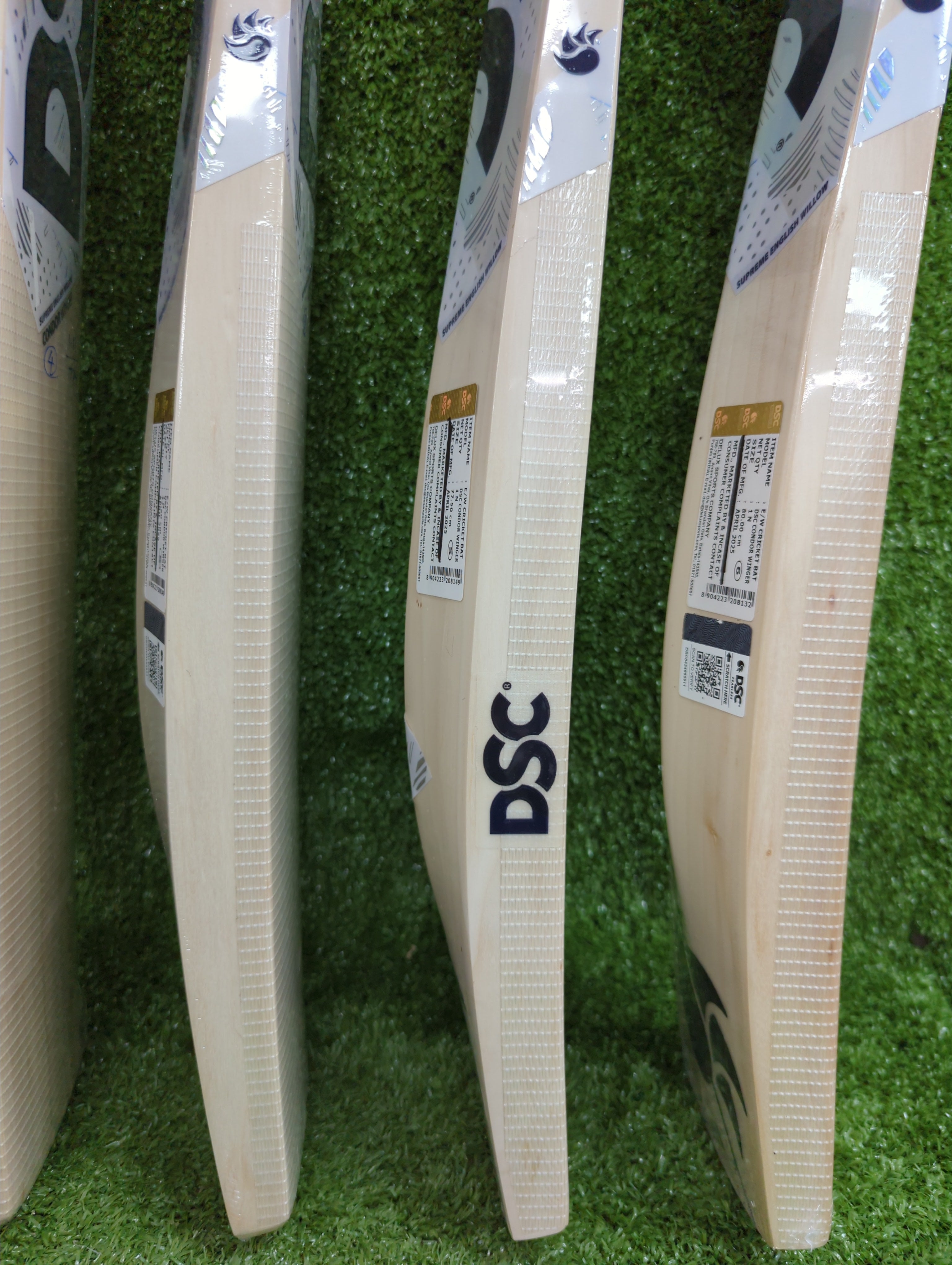 DSC Condor Winger Junior/Youth Cricket Bat - English Willow - Perfect for Kids Cricket Practice & Matches