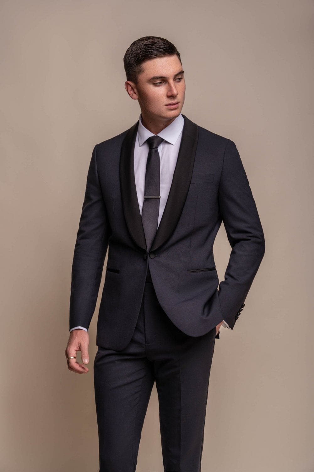 Cavani Aspen Men's Navy 2 Piece Suit - Premium Slim Fit Business Suit for Weddings, Interviews & Formal Occasions
