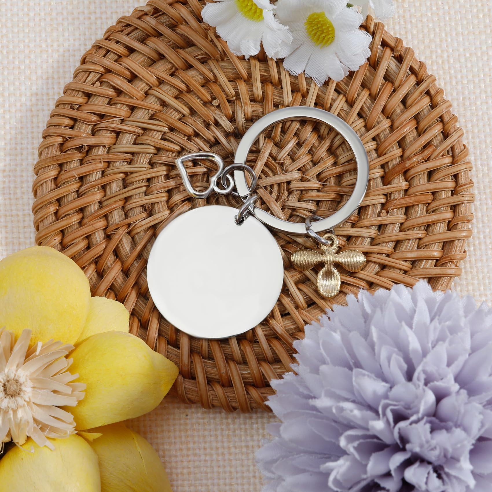 Personalized Teacher Appreciation Gifts - Custom Engraved Keychain for Teachers - Perfect for Graduation, Retirement, Back to School, Teachers Day, Birthday, Valentine's & Easter - Thoughtful Thank You Present for Educators