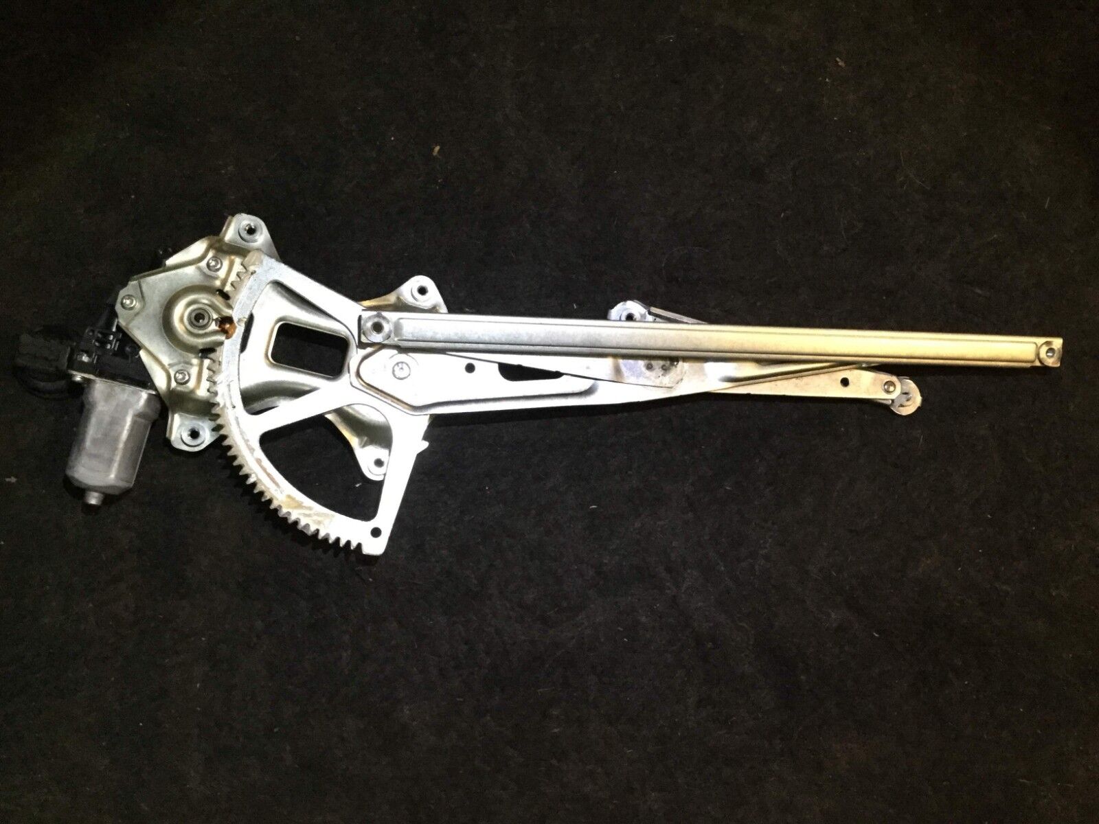 2005-2009 Toyota Prius Right Rear Passenger Side Window Regulator & Motor - OEM Replacement Part - Perfect for Window Repair & Car Maintenance