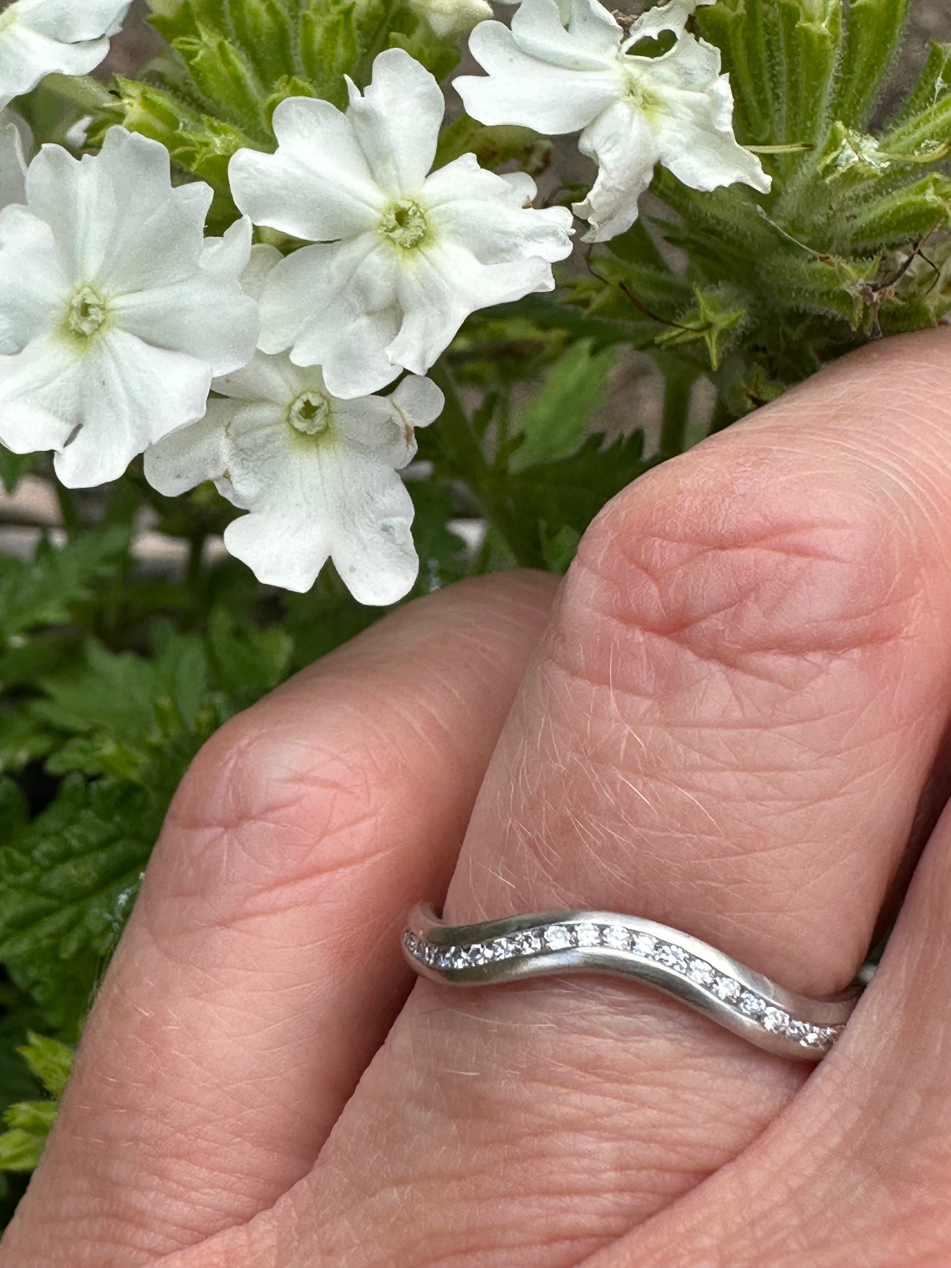 Platinum Diamond 0.135ct TW VS1 Half Eternity Ring for Women - Wedding Band, Anniversary Gift, Engagement Jewelry - Perfect for Bridal, Special Occasions & Everyday Elegance