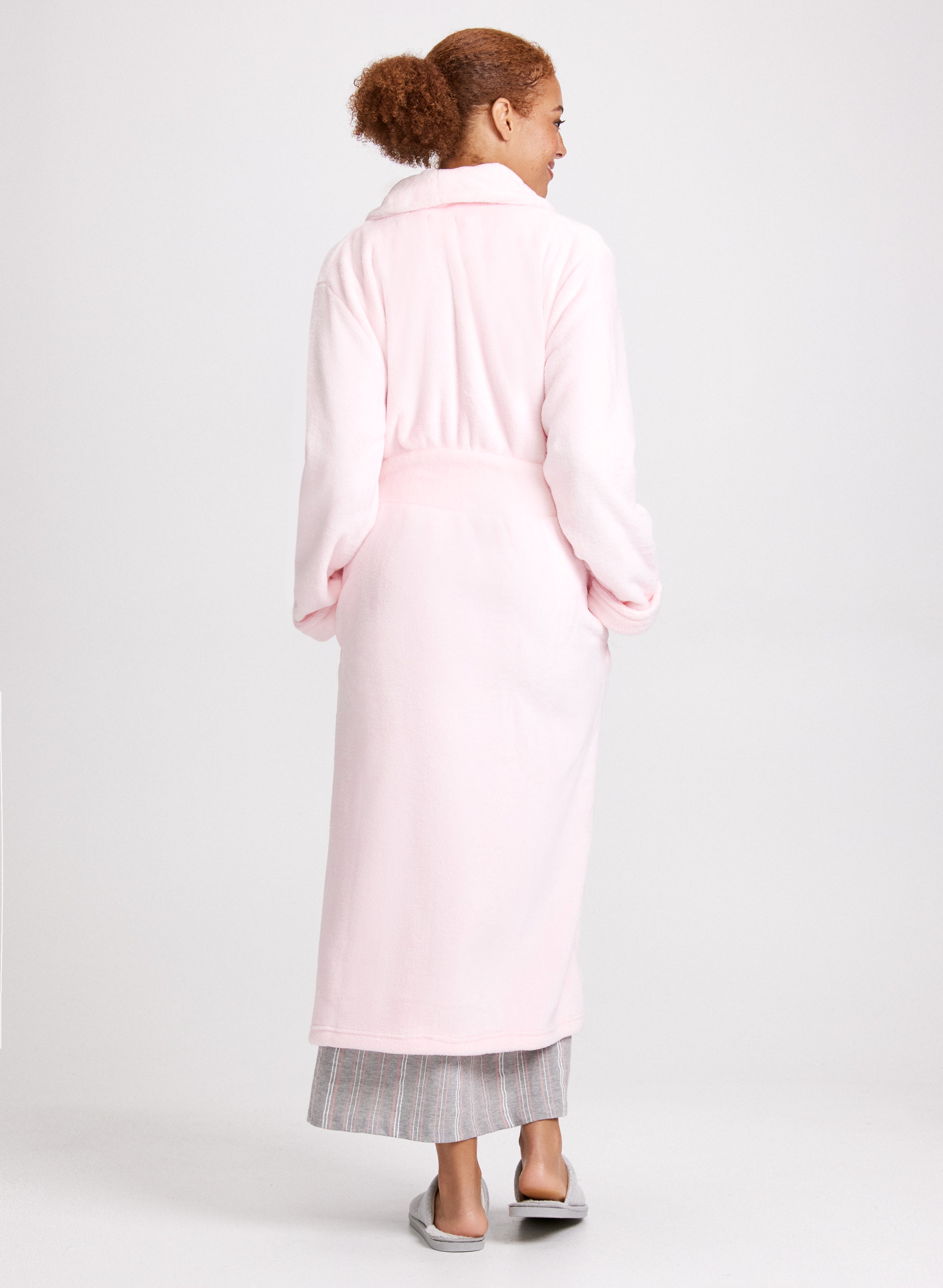 Cozy Belted Fleece Robe for Women - Soft Plush Bathrobe with Pockets - Perfect for Lounging, Spa Days & Winter Warmth