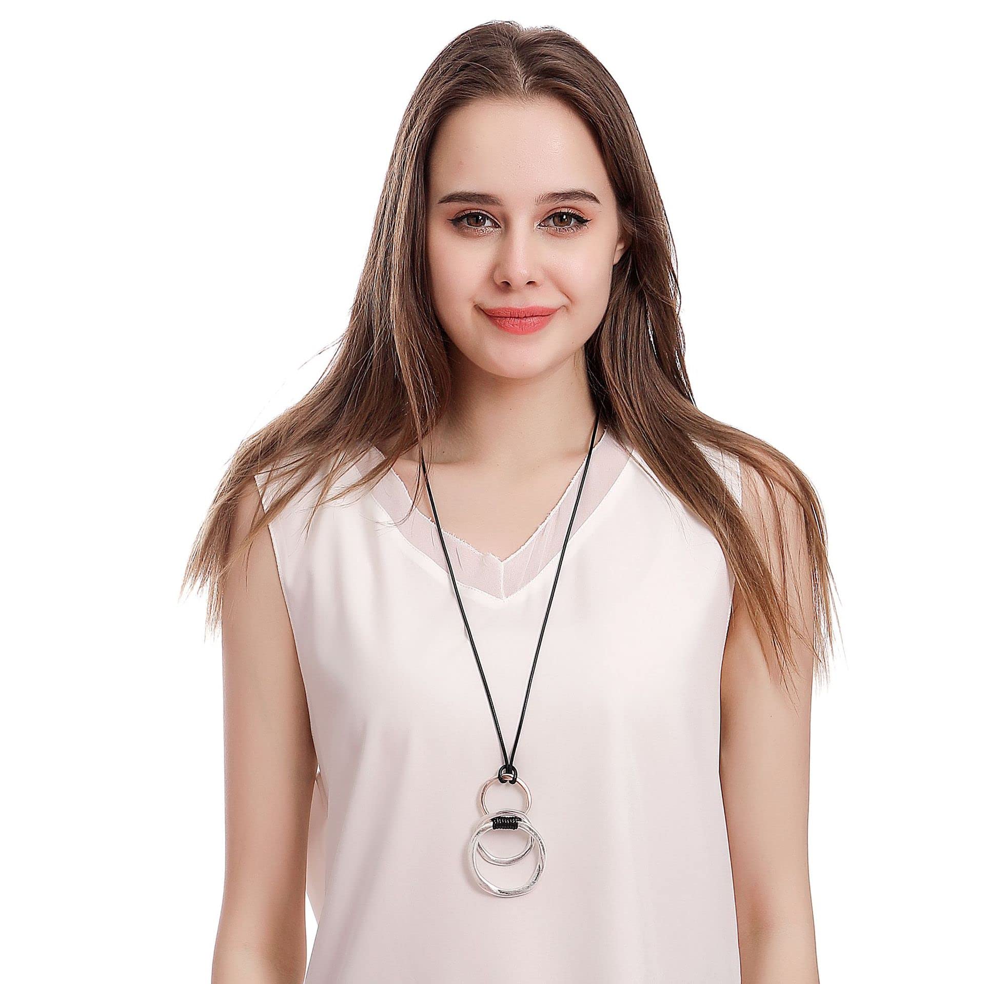 Chunky Chain Long Necklace with Silver Pendant - Women's Fashion Jewelry for Everyday Wear, Parties & Special Occasions
