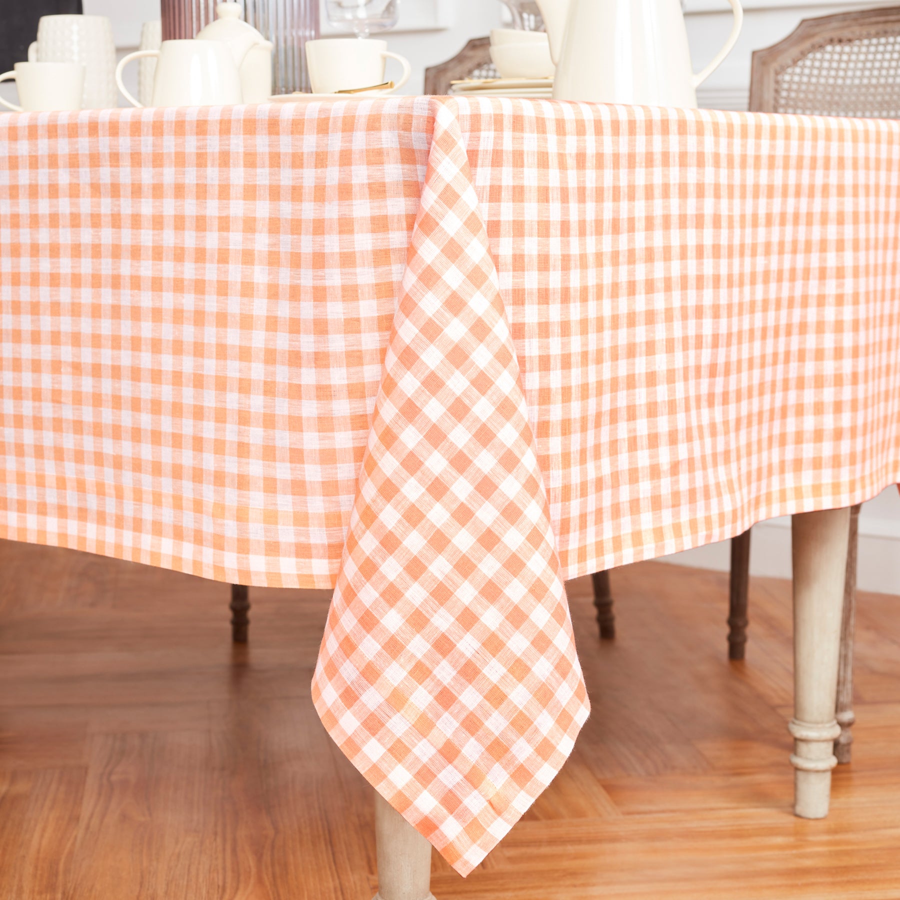 Stylish Red and White Checkered Gingham Tablecloth - Perfect for Picnics, BBQs, and Outdoor Dining