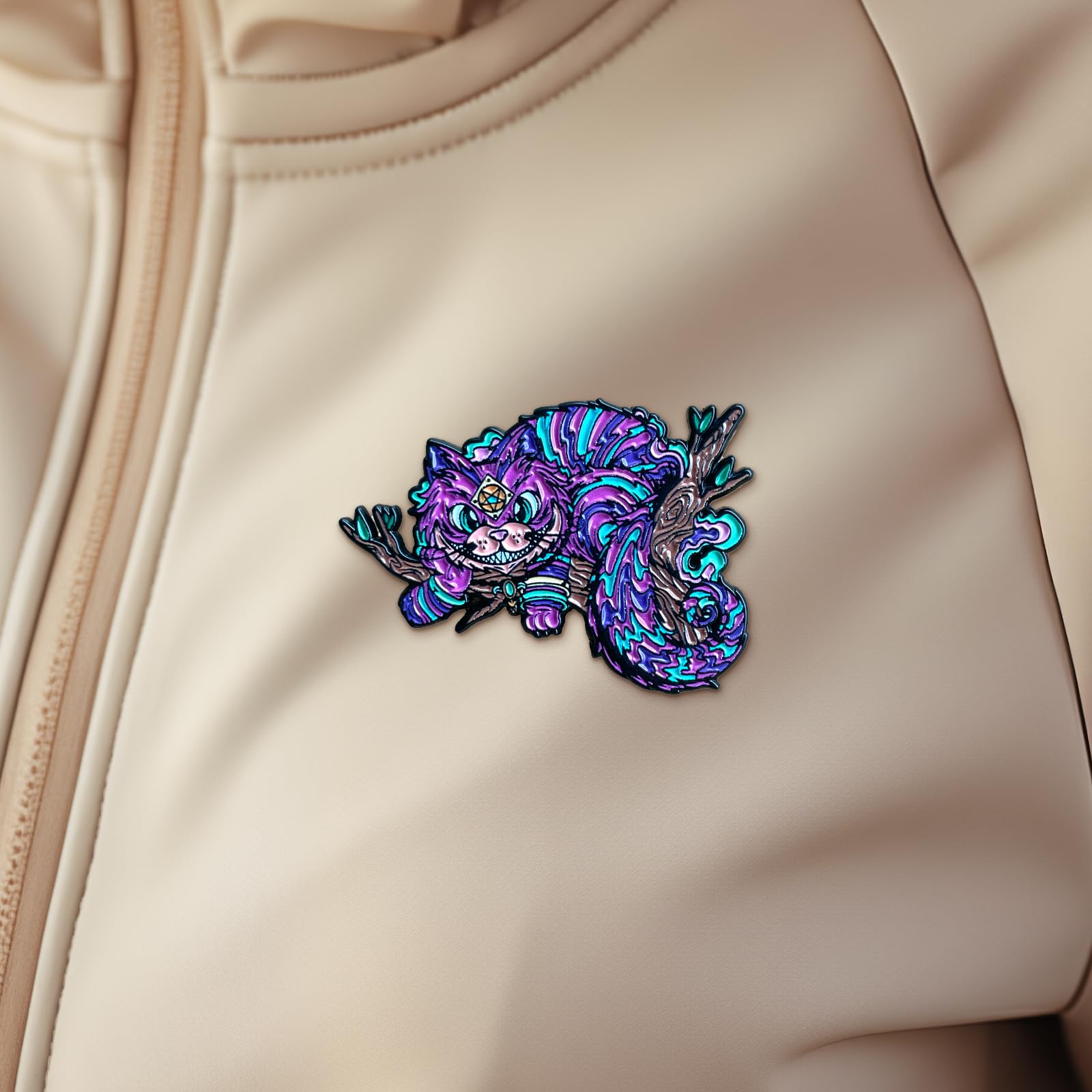 Cheshire Cat Enamel Pin - Alice in Wonderland Inspired Cat Lover Accessory - Quirky Cute Cat Brooch for Backpacks, Jackets & Hat Pins - Perfect Gift for Disney Fans & Fantasy Collectors