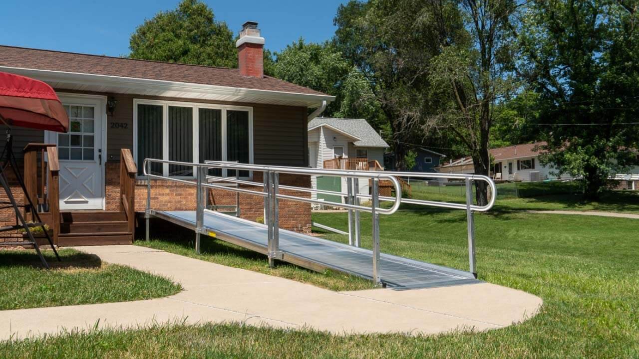 Pathway 3G Modular Ramp System - Heavy Duty Aluminum Wheelchair Ramp for Home & Business Access - Perfect for Steps, Doorways & Vehicles