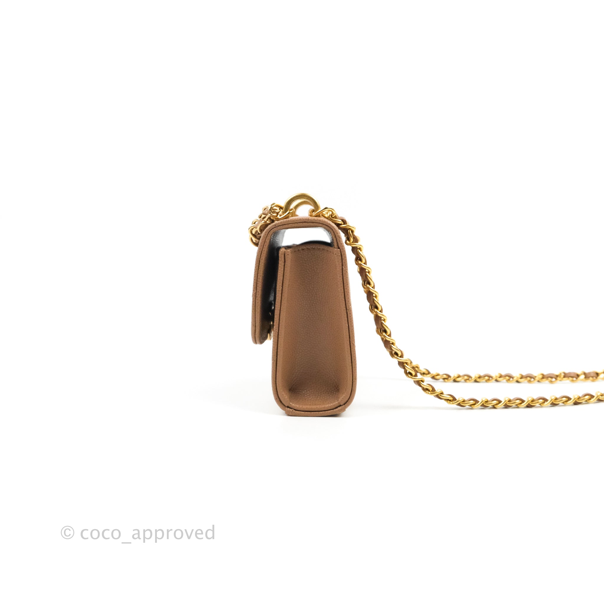 Chanel CC Chain Clutch Bag in Beige Caviar Leather with Gold Hardware - Perfect for Evening Parties & Luxury Events
