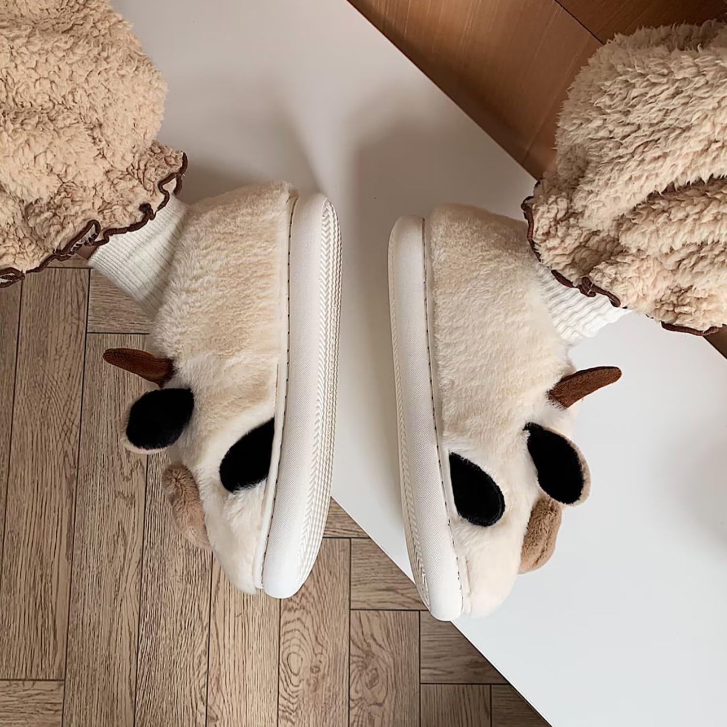 **Cozy Cow Slippers for Kids, Women & Men – Super Soft Fuzzy House Shoes with Memory Foam | Non-Slip Indoor & Outdoor Winter Slippers for Boys, Girls & Toddlers | Perfect for Lounging, Gifts & Cold Weather Comfort**