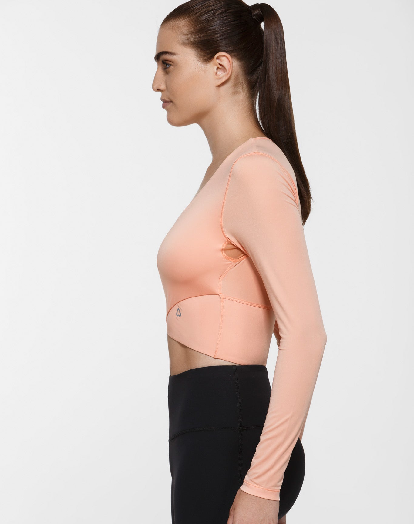 Elisa Long Sleeve Crop Top Women's Fashion T-Shirt - Perfect for Casual Wear, Layering & Street Style Outfits