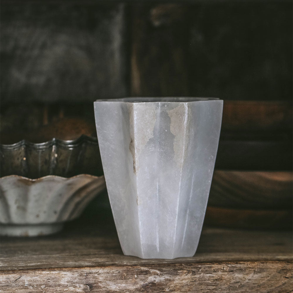 Elegant Fluted Alabaster Vase - Handcrafted Stone Vessel for Home Decor, Wedding Centerpieces & Luxury Gift Giving