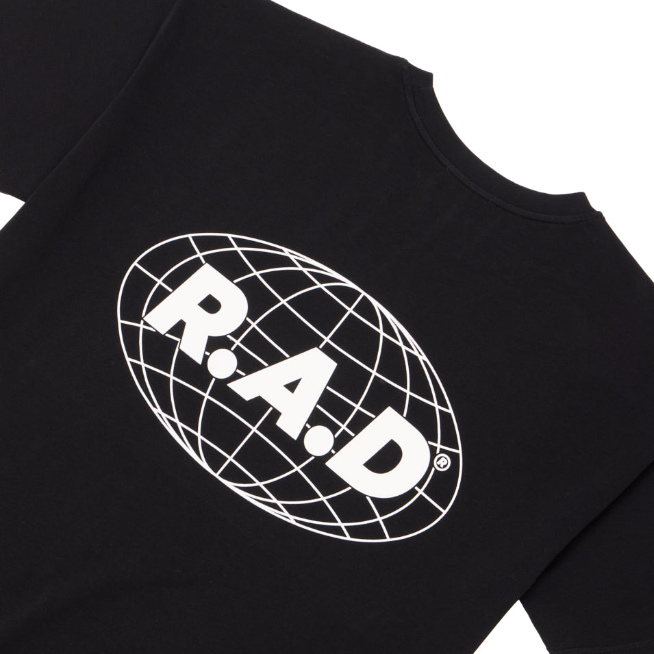 Heavy™ Black Globe Graphic T-Shirt for Men - Stylish Casual Wear for Street Fashion & Everyday Outfits