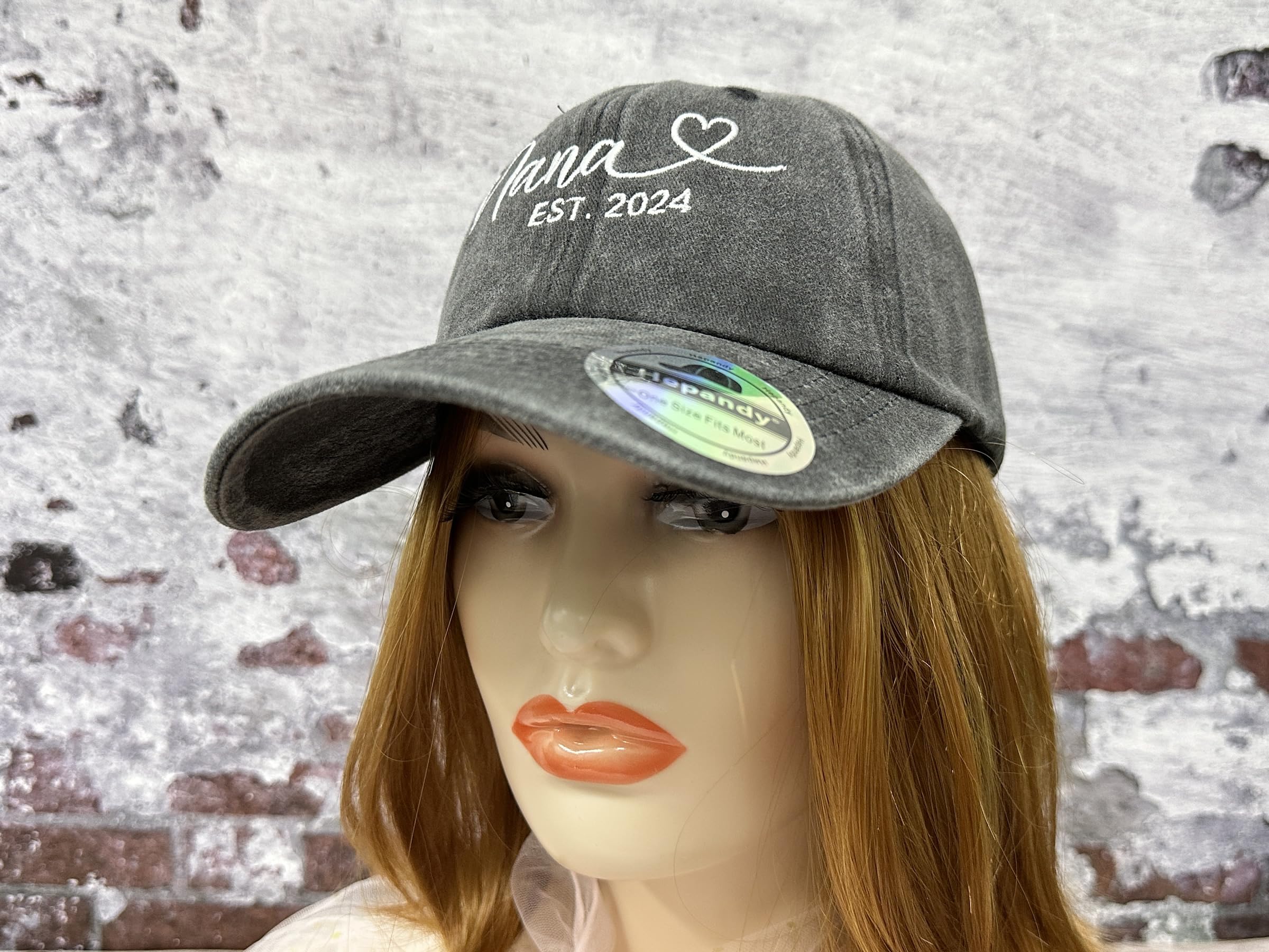 Stylish Embroidered Baseball Caps for Women & Men - Trendy Dad Hats for Mom, Grandma, Grandpa, Aunt & Nana - Perfect for Outdoor Activities, Sports & Casual Wear