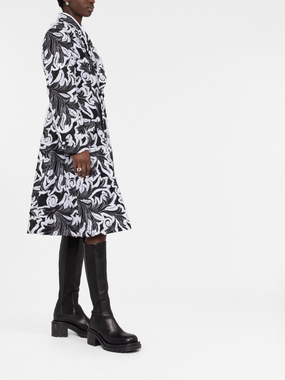 Comme des Garcons Black Coat for Women - Stylish Winter Jacket for Fashion & Outdoor Activities