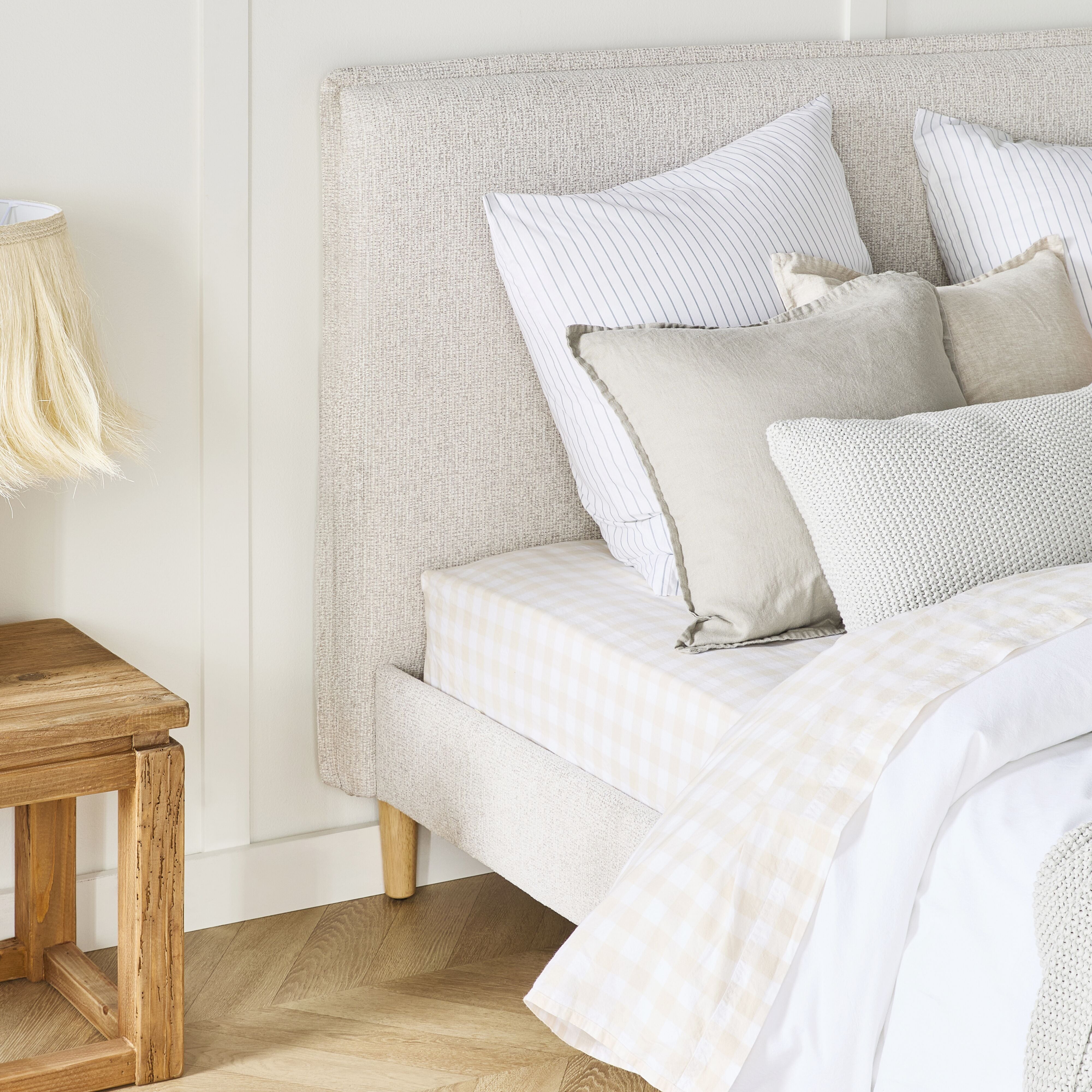 Bailie Queen Bed Frame - Modern Sturdy Platform Bed with Wooden Slats - Perfect for Master Bedroom, Guest Room & Small Spaces