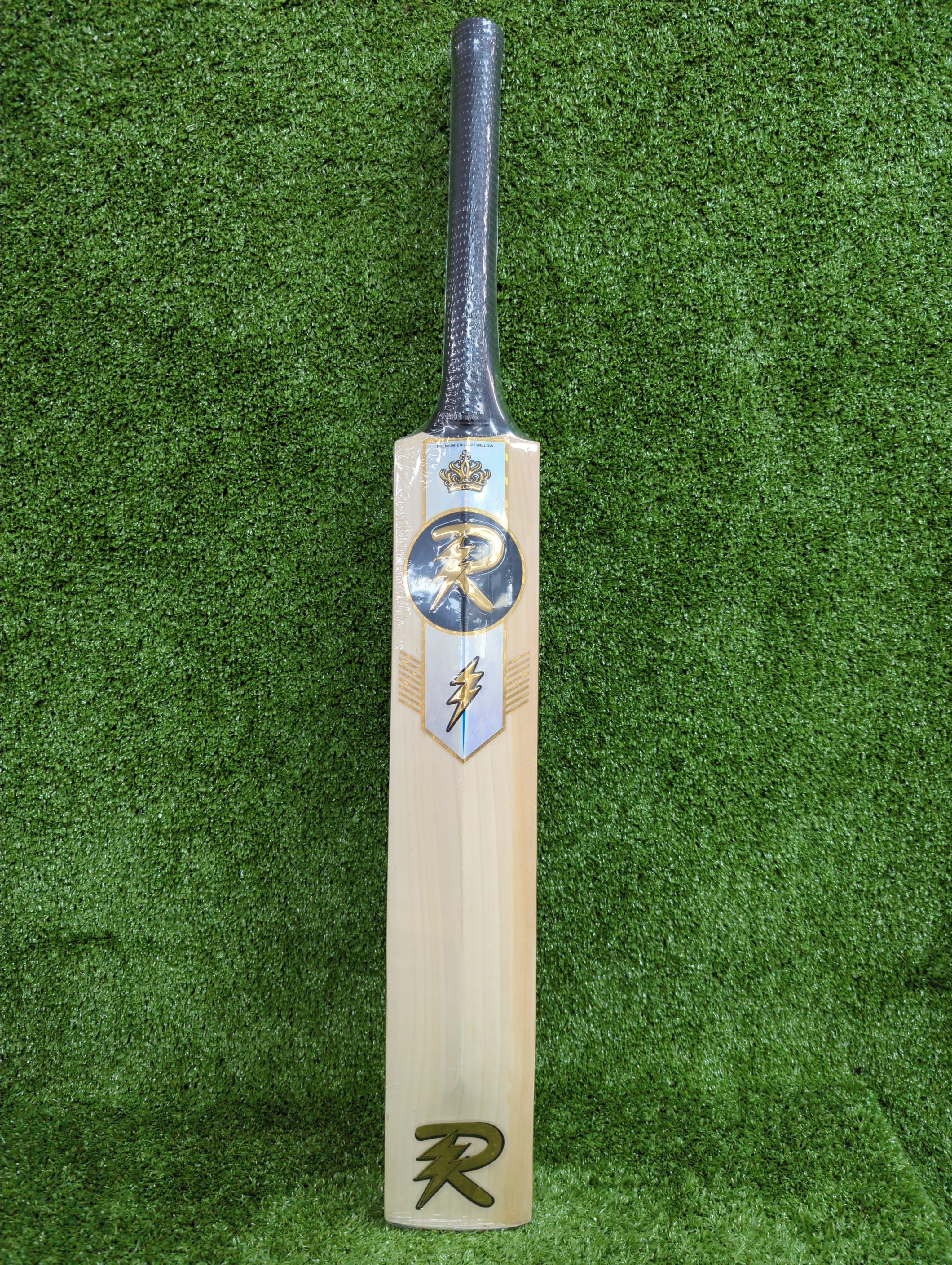 Premium English Willow Cricket Bat for Juniors & Youth - Lightweight & Durable for Training & Matches - Perfect for School, Club, and Competitive Play