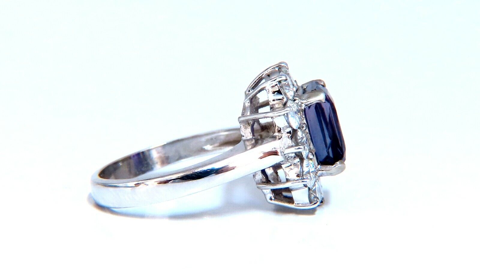 GIA Certified 5.03 Carat Natural No Heat Color Change Purple Violet Sapphire Ring - Elegant Engagement & Wedding Jewelry for Women