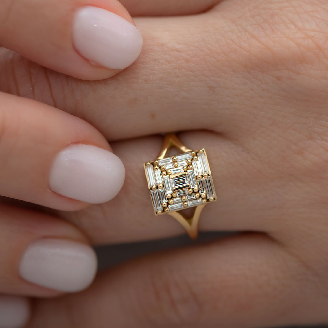 Exquisite Baguette Cut Engagement Ring & Temple Ring – Elegant Wedding Band for Women, Perfect for Proposals, Anniversaries, and Special Occasions