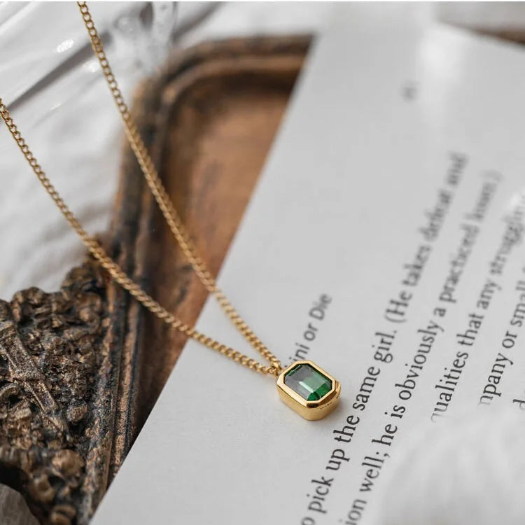 Vintage Titanium Green Crystal Waterproof Ankle Bracelet for Women | Adjustable Chain Anklet | Perfect for Beach, Swimming & Everyday Wear | TB8550