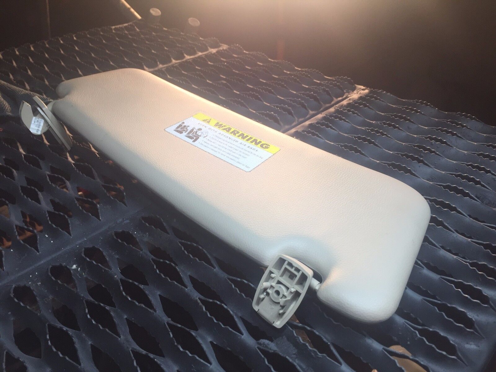 2006-2010 BMW E60 525i 528i 530i Right Passenger Side Sun Visor OEM Replacement - Perfect for Driving Comfort & Sun Protection