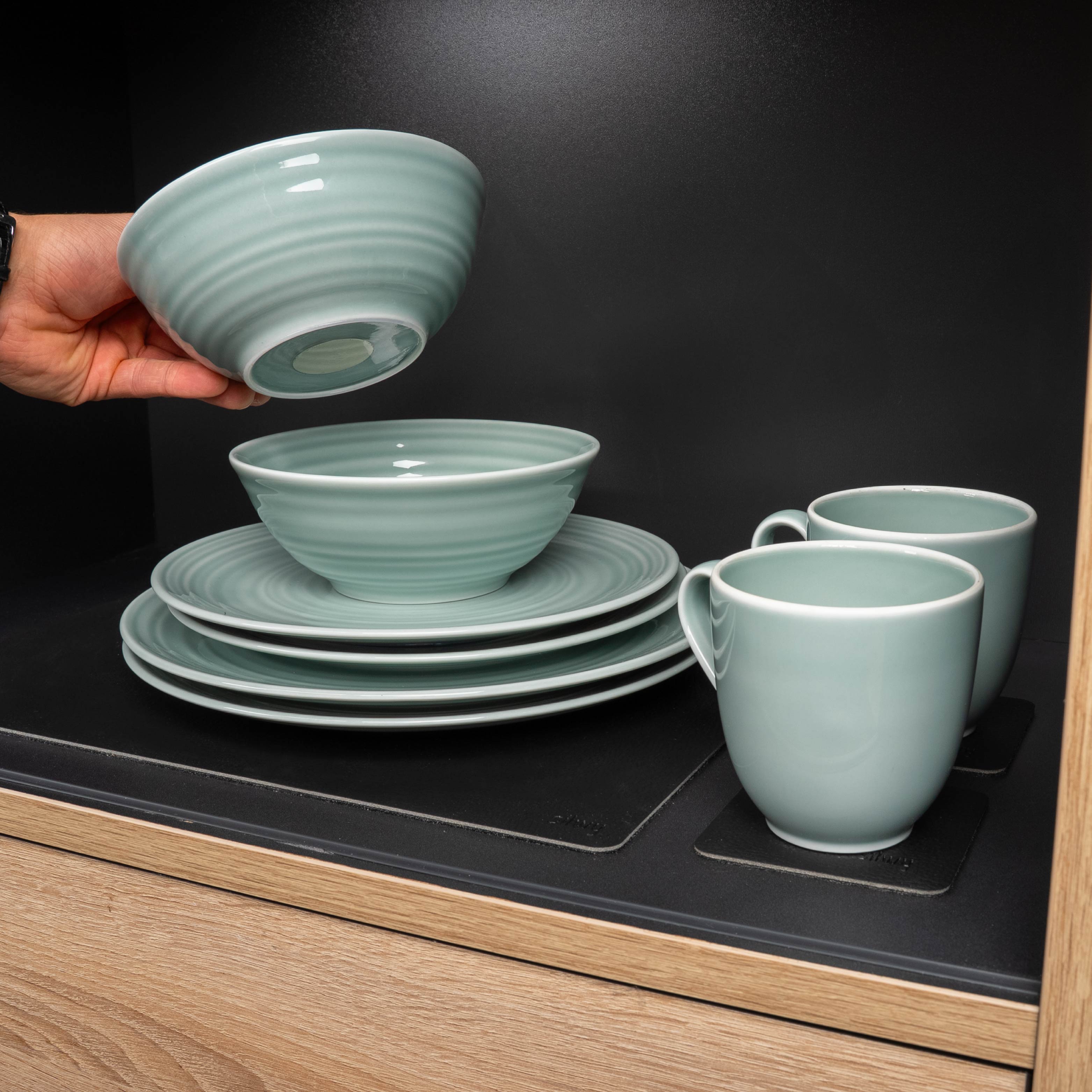 Premium Magnetic Porcelain Dinnerware Set in Cyan - Elegant & Durable Tableware for Everyday Dining & Special Occasions
