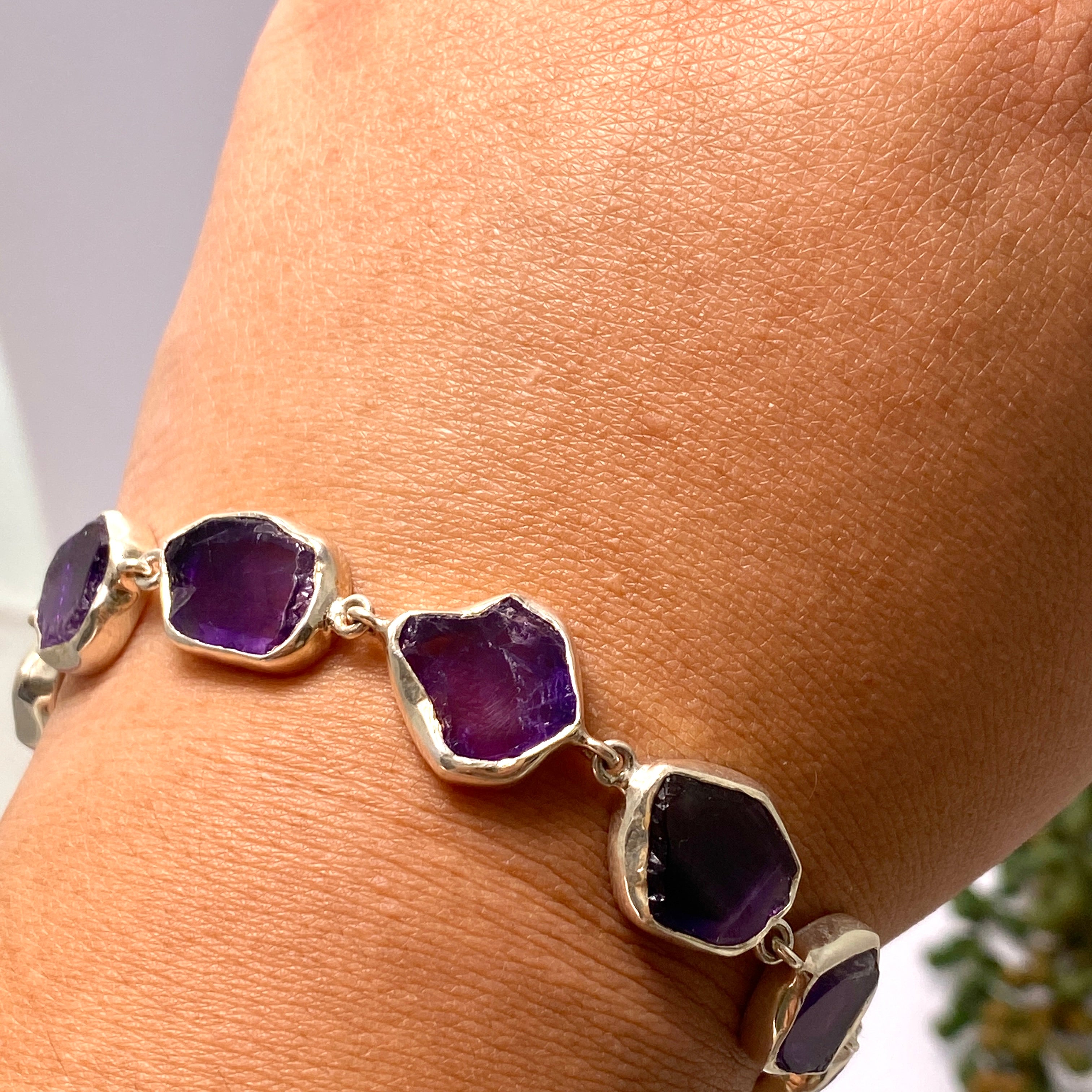 Natural Amethyst Raw Stone Bracelet BB215 - Healing Crystal Jewelry for Women, Unisex Spiritual Energy Protection - Perfect for Meditation, Yoga & Gifting