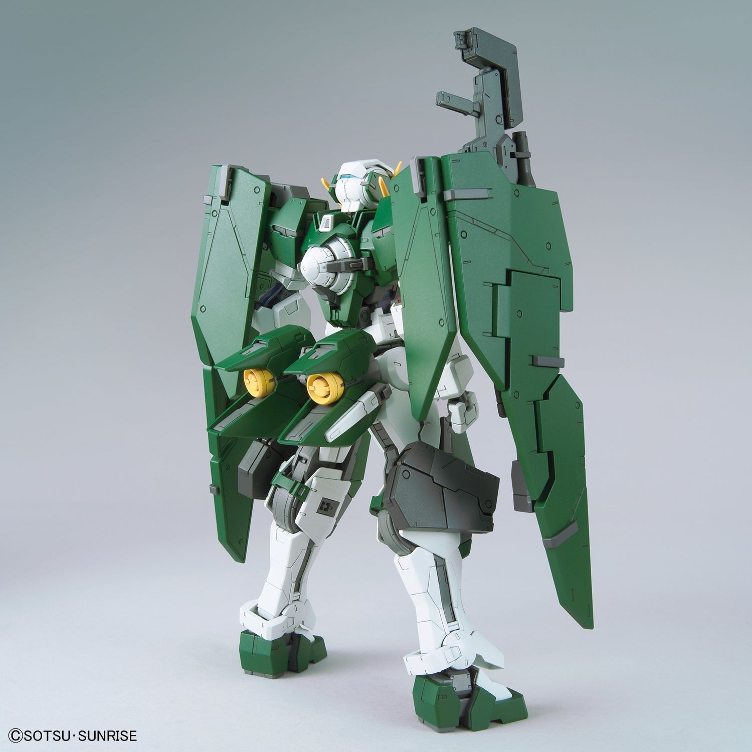 Gundam Dynames Gundam 00 Master Grade 1/100 Scale Model Kit - High Detail Anime Action Figure for Collectors & Hobbyists - Perfect for Display, Gifts & Model Building Enthusiasts