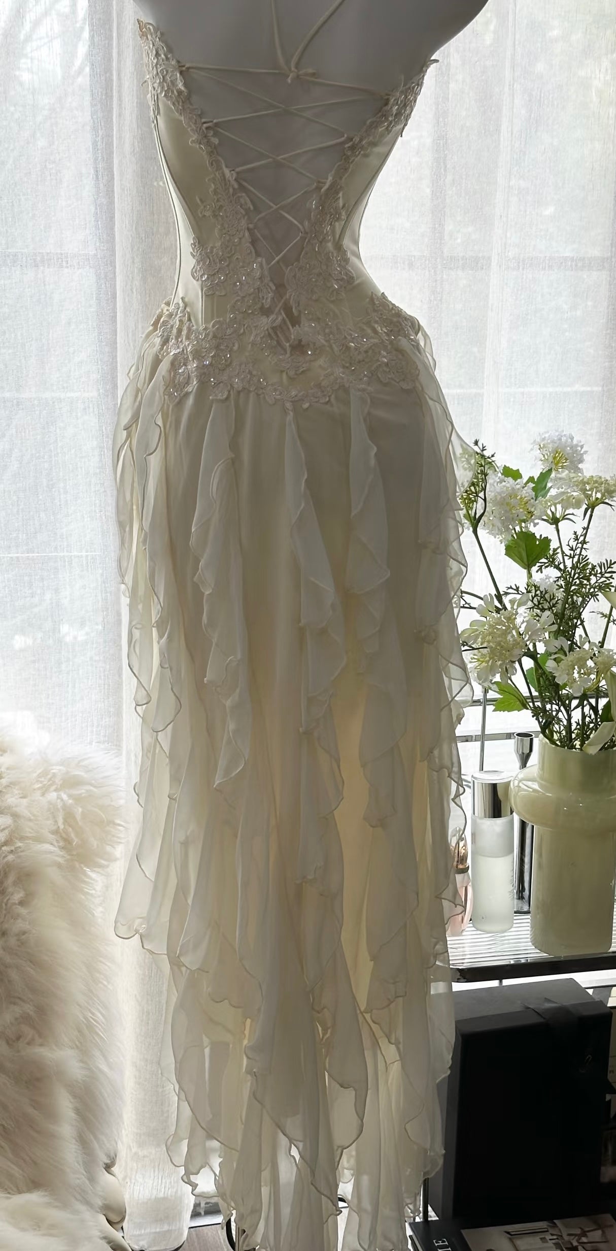 Elegant A-Line Beige Prom Dress with Applique Chiffon Details - Formal Evening Gown for Homecoming, Wedding & Special Occasions - Style J6495