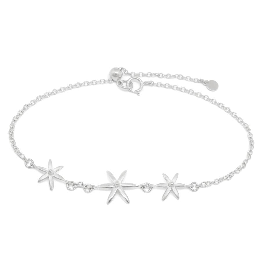 Triple Star Bracelet for Women - Elegant Adjustable Charm Bracelet with 3 Stars - Perfect for Gifts, Parties & Everyday Wear