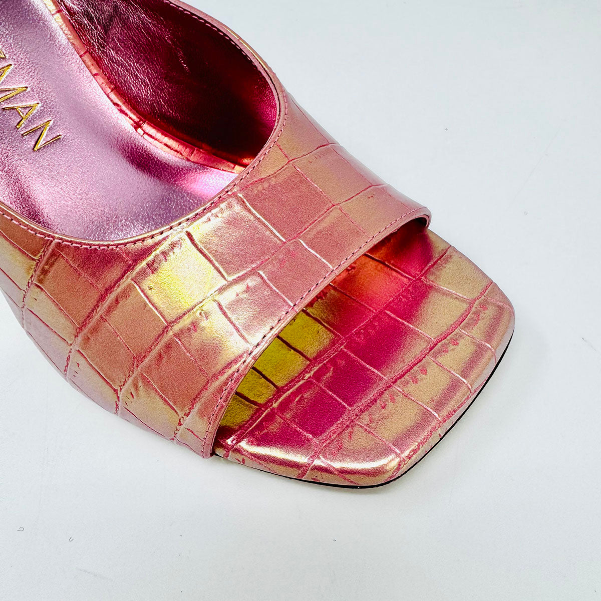 Stuart Weitzman Women's Comfortable Wedge Sandals - Stylish Summer Casual Shoes for Walking, Beach, and Outdoor Activities