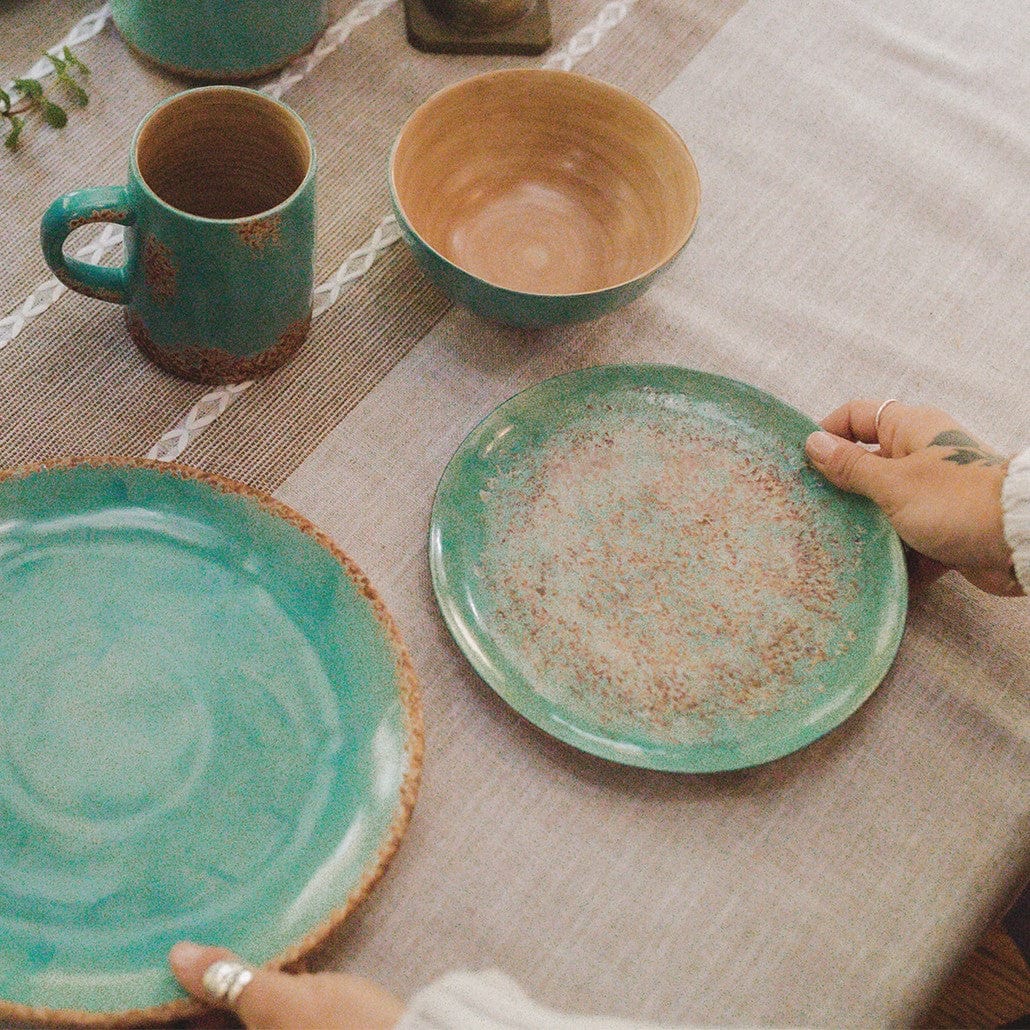 16-Piece Patina Turquoise Ceramic Dinnerware Set - Elegant Tableware for Dining, Entertaining & Special Occasions