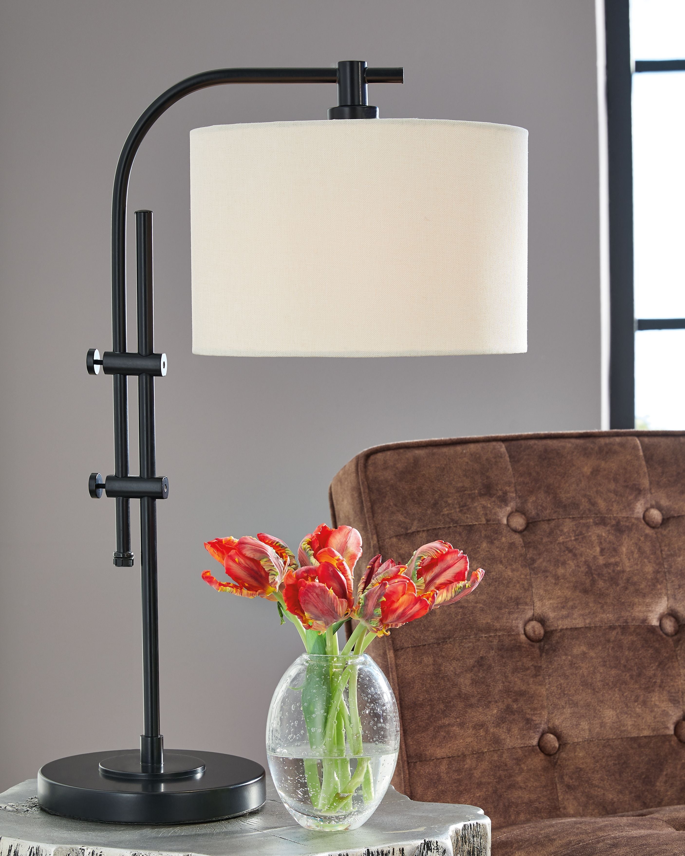 Baronvale Modern Metal Accent Lamp - Stylish Table Lamp for Living Room, Bedroom & Office Decor - Perfect for Ambient Lighting & Home Styling