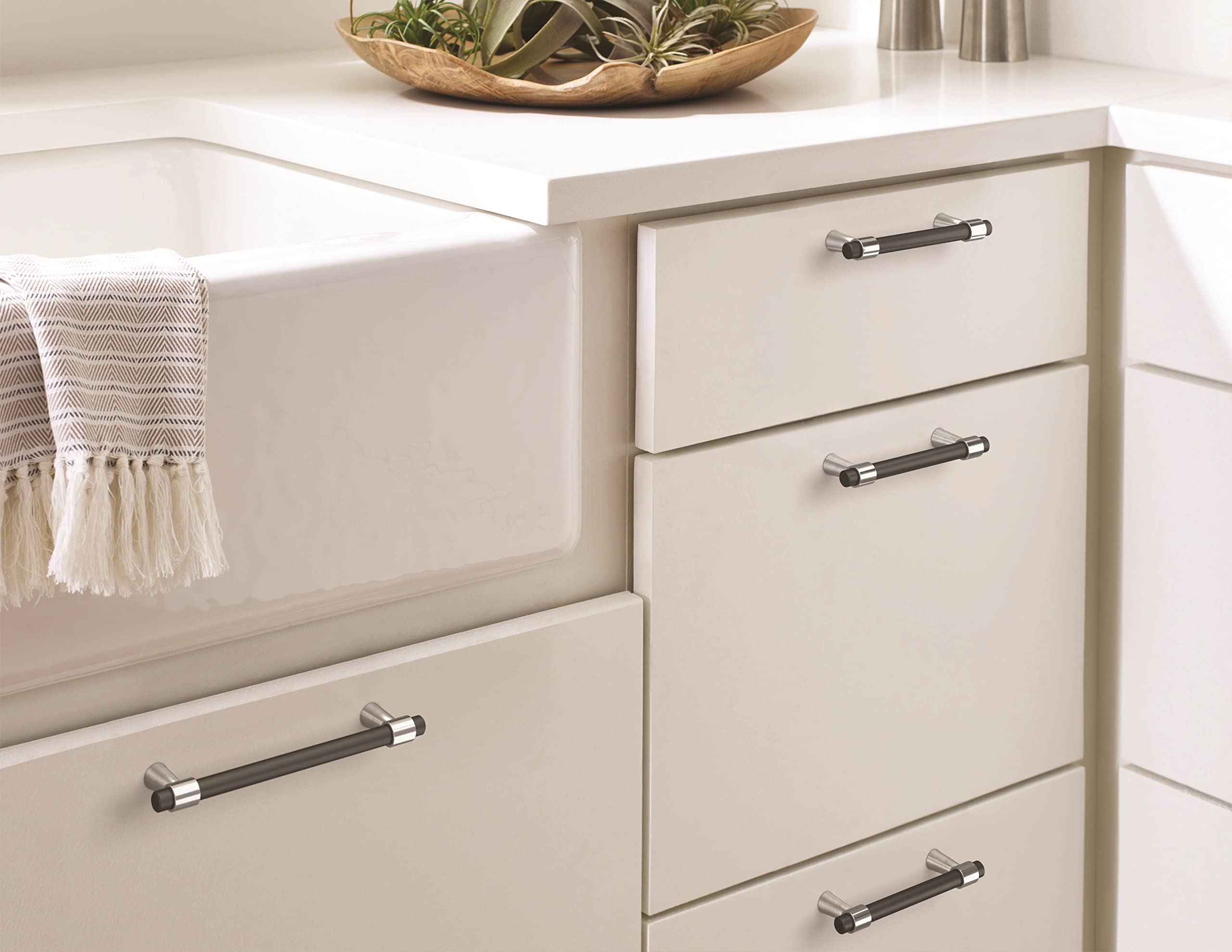 Amerock Mergence 3-3/4 inch (96mm) Center-to-Center Cabinet Pulls - Polished Chrome & Matte Black Drawer Handles (1 Pack) - Perfect for Kitchen Cabinets, Bathroom Vanities & Furniture Hardware